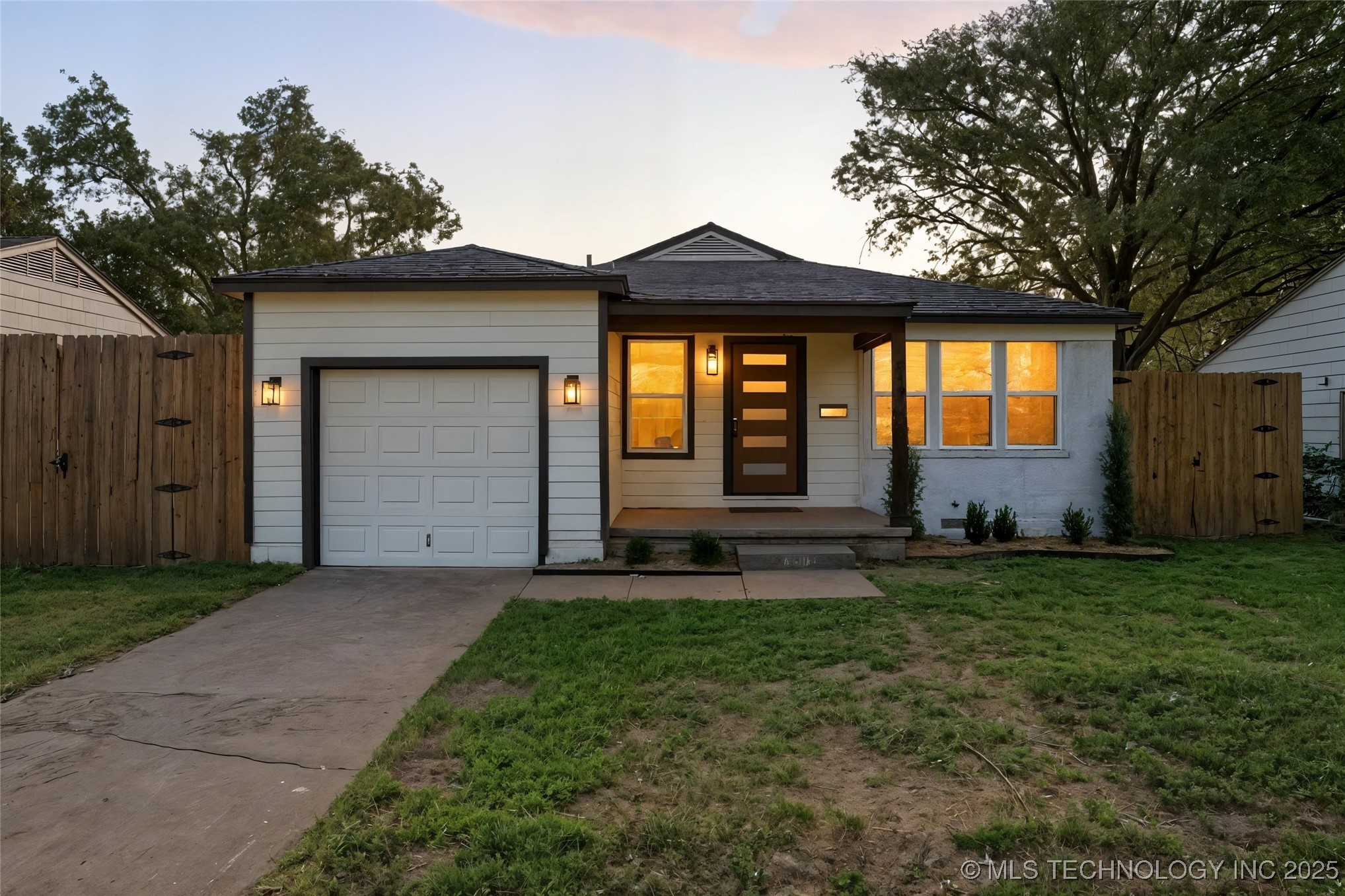 4647 S ROCKFORD Avenue Property Photo 1