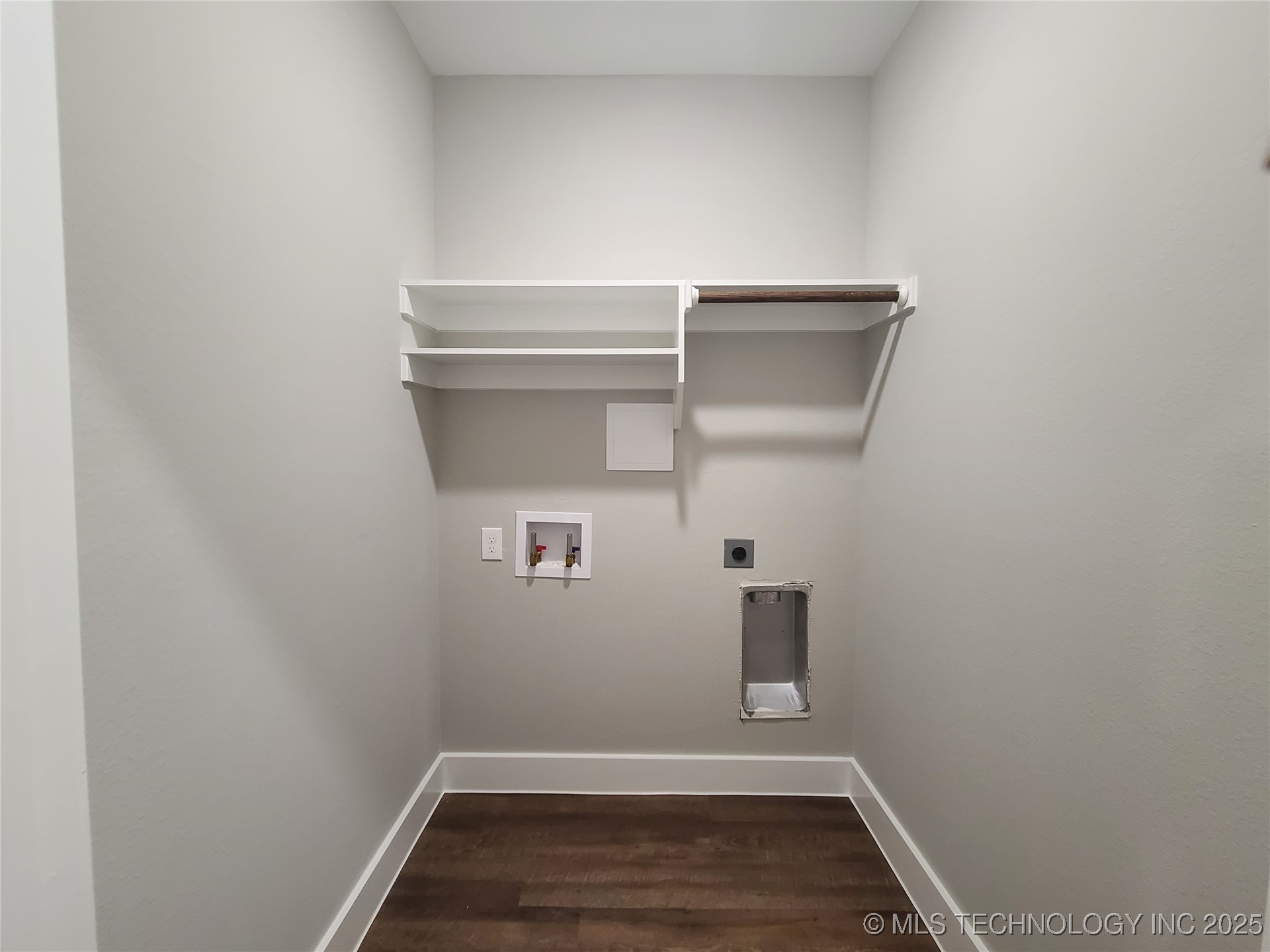 125 S Mclean Drive Property Photo 9