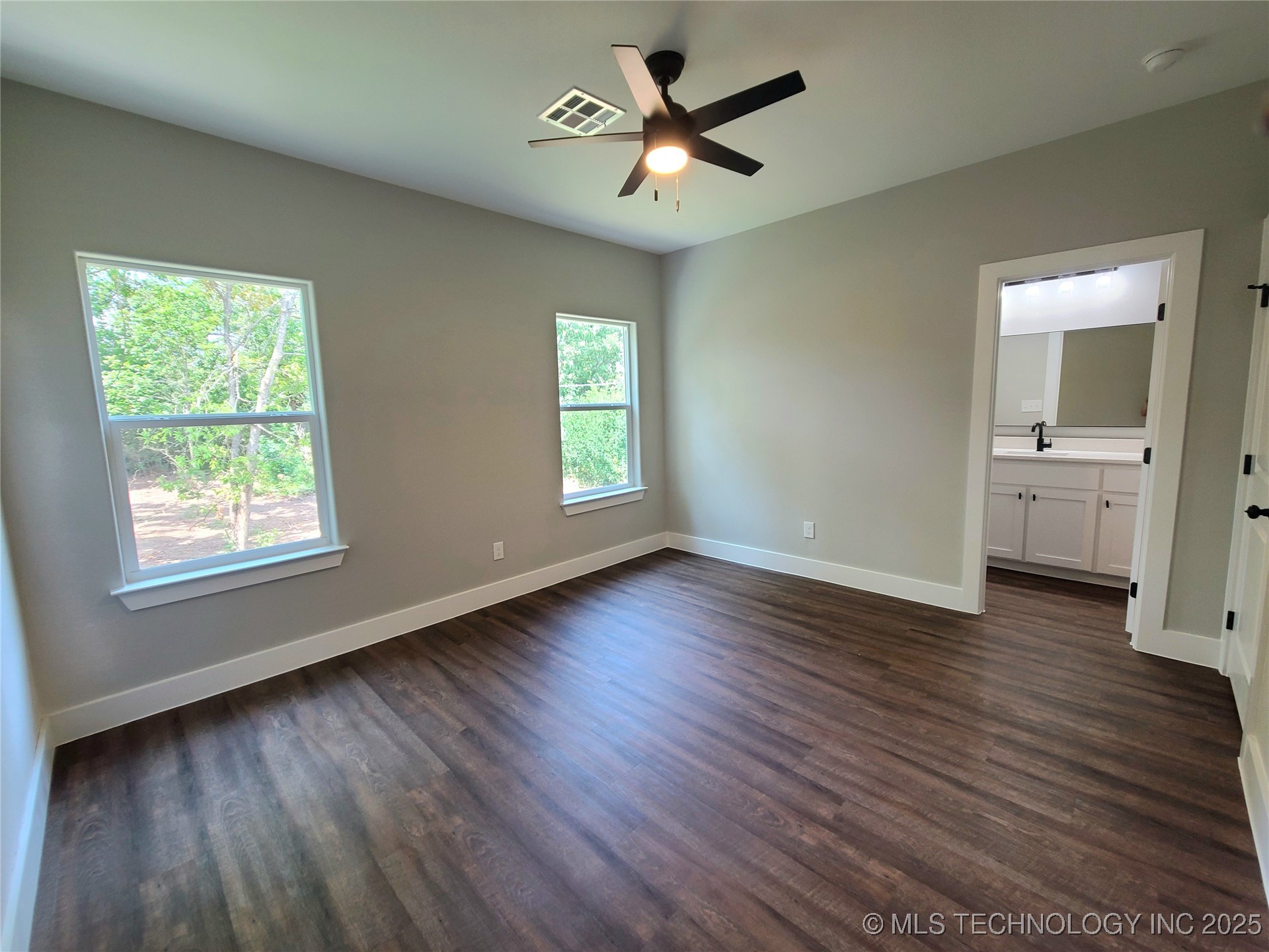 125 S Mclean Drive Property Photo 16