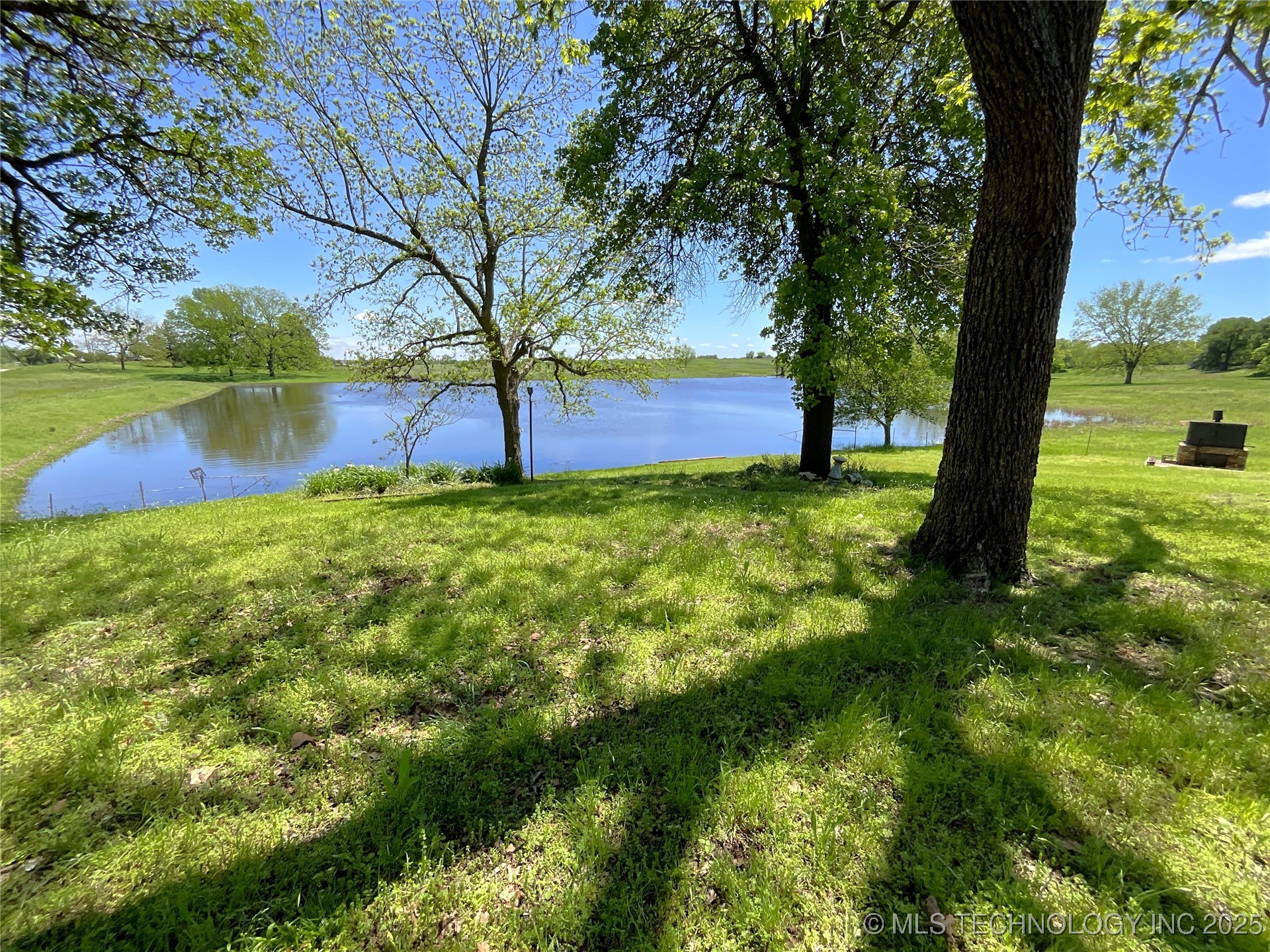 2744 W 103rd Street N Property Photo 3