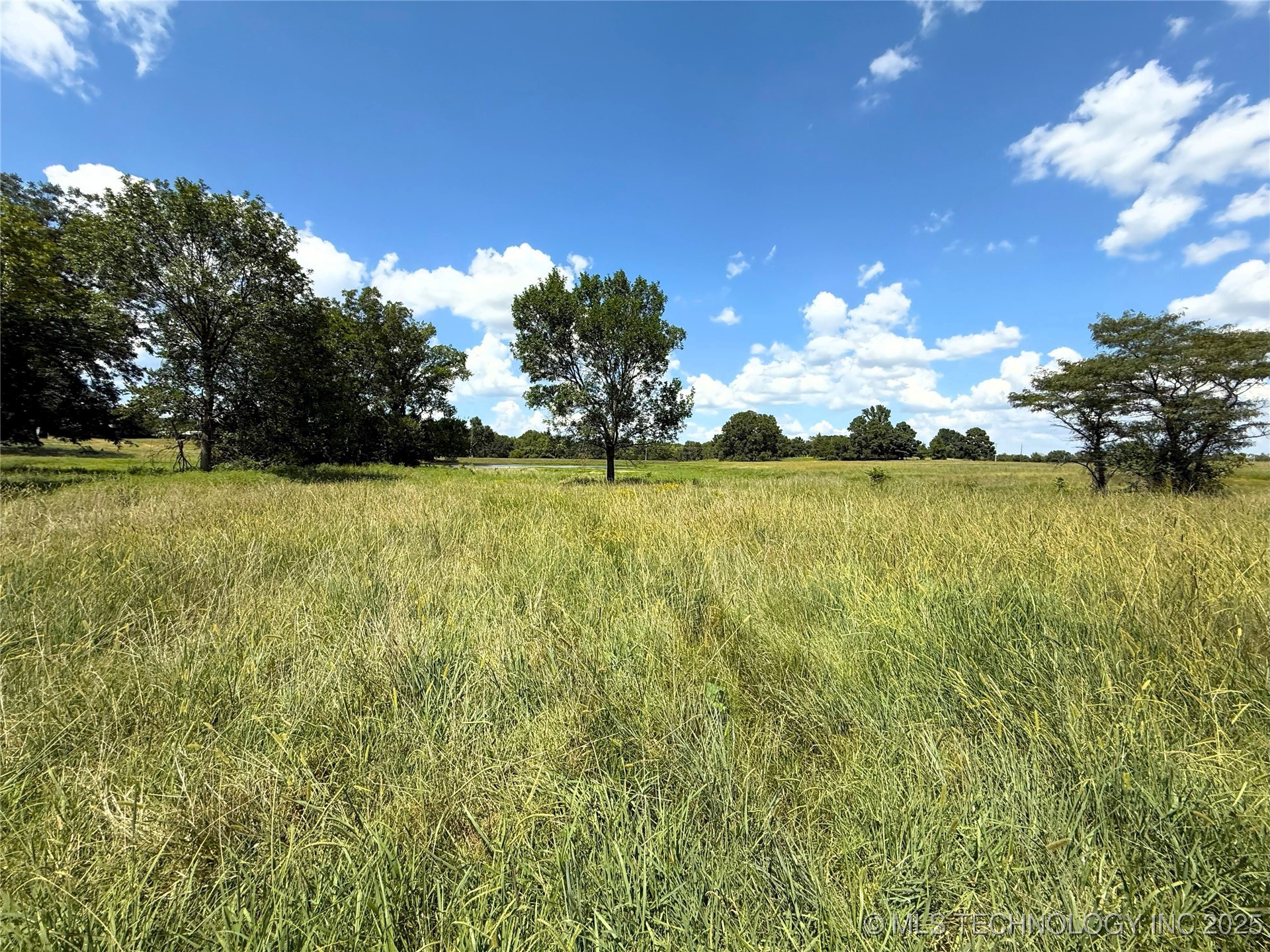 2744 W 103rd Street N Property Photo 14