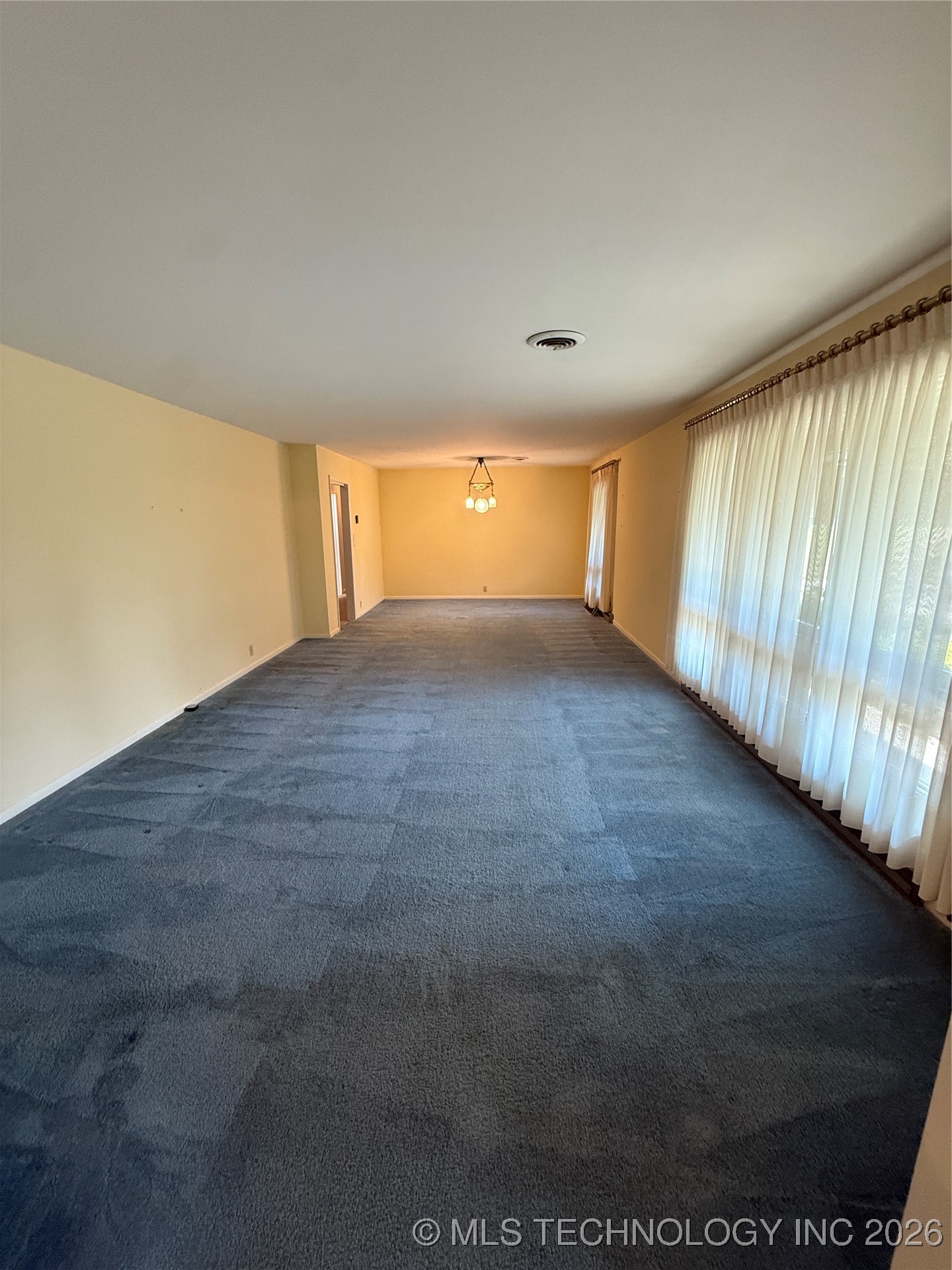 2744 W 103rd Street N Property Photo 31