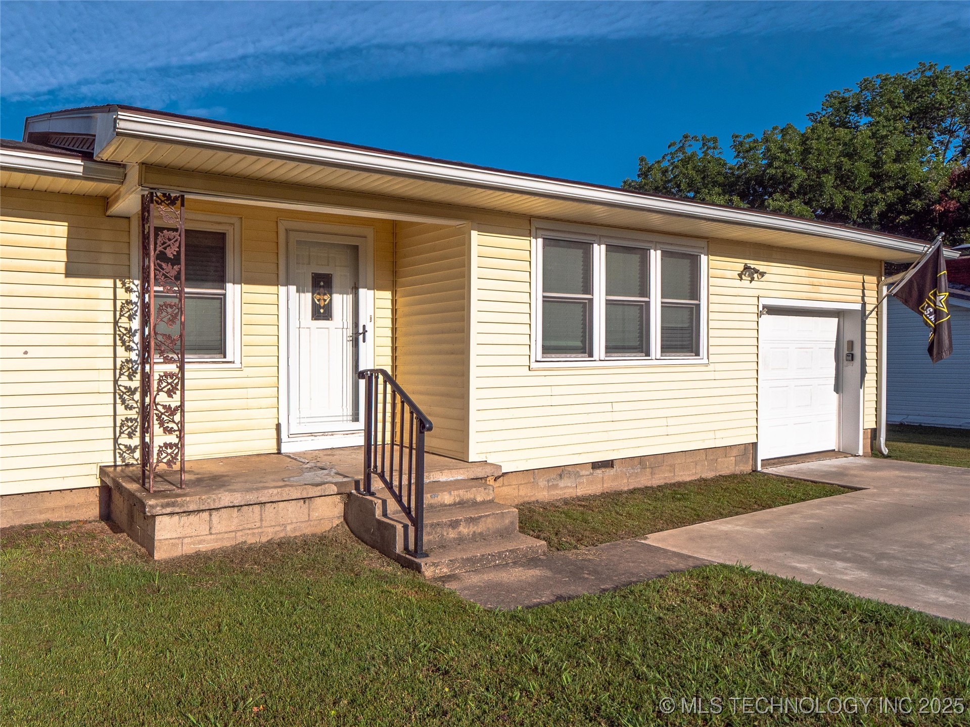 126 S Walnut Avenue Property Photo 4