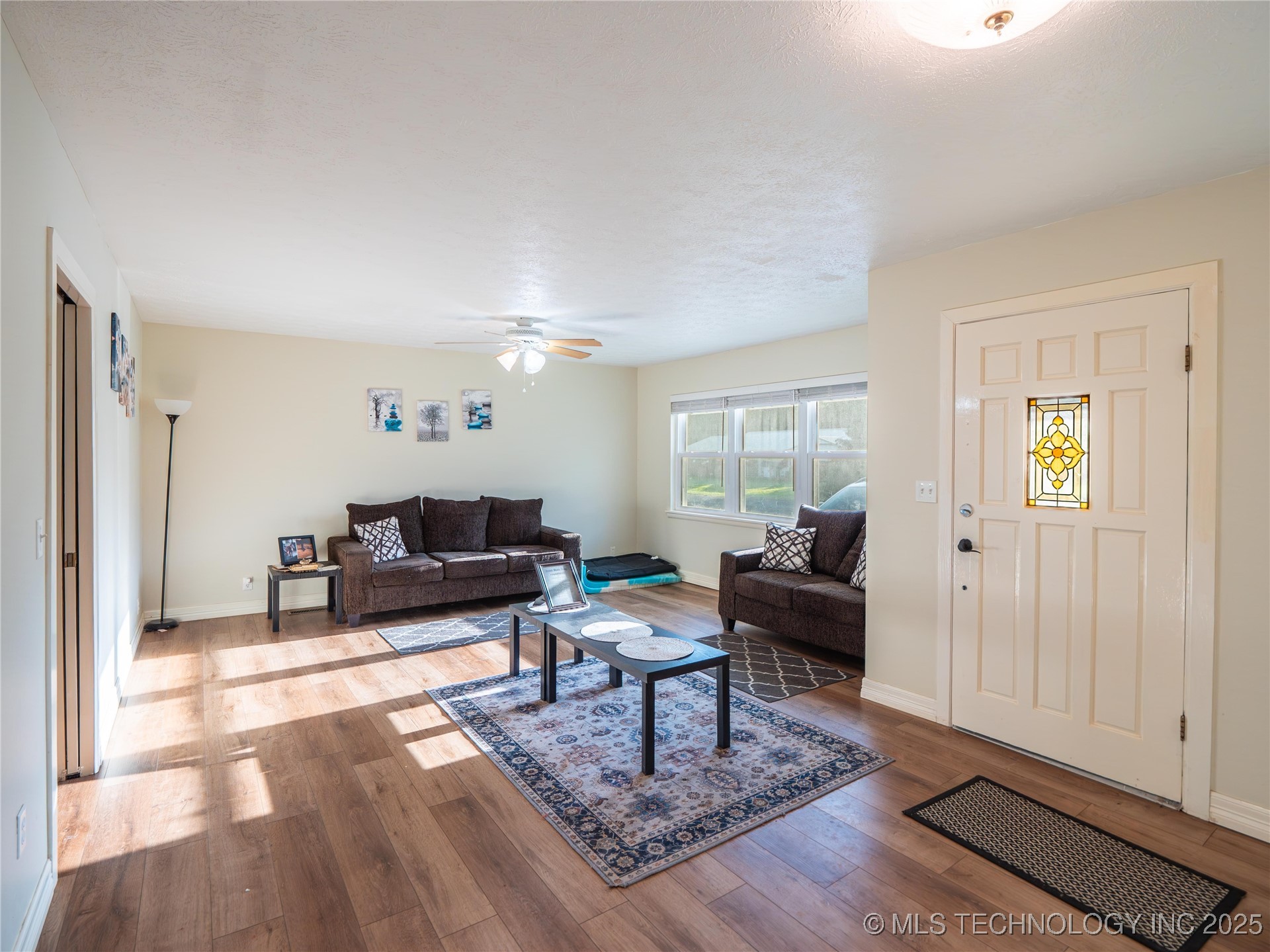 126 S Walnut Avenue Property Photo 5