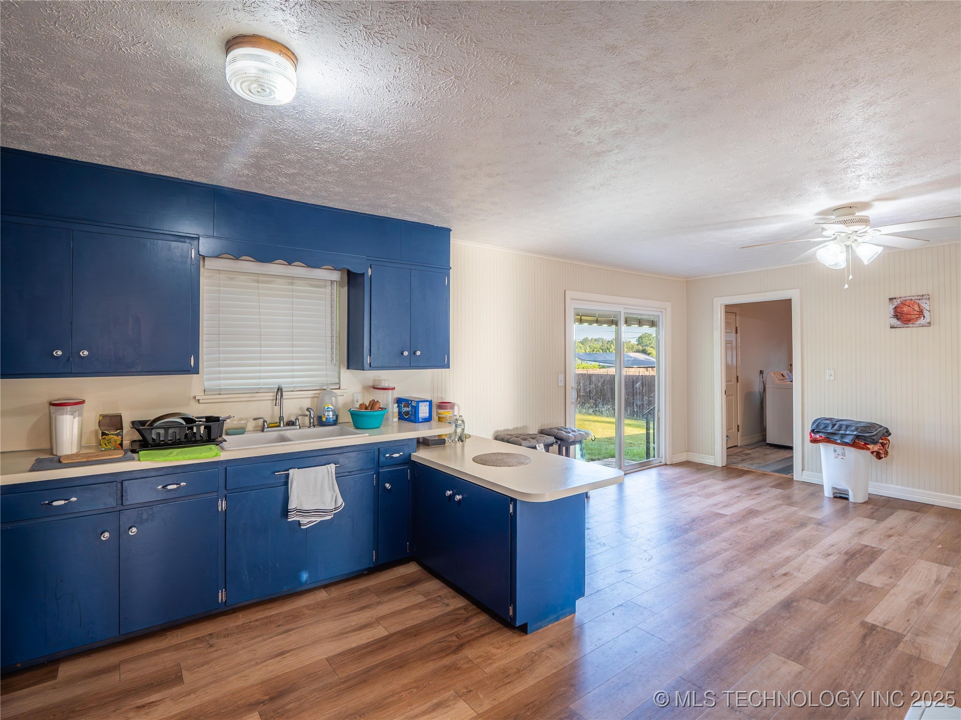 126 S Walnut Avenue Property Photo 16