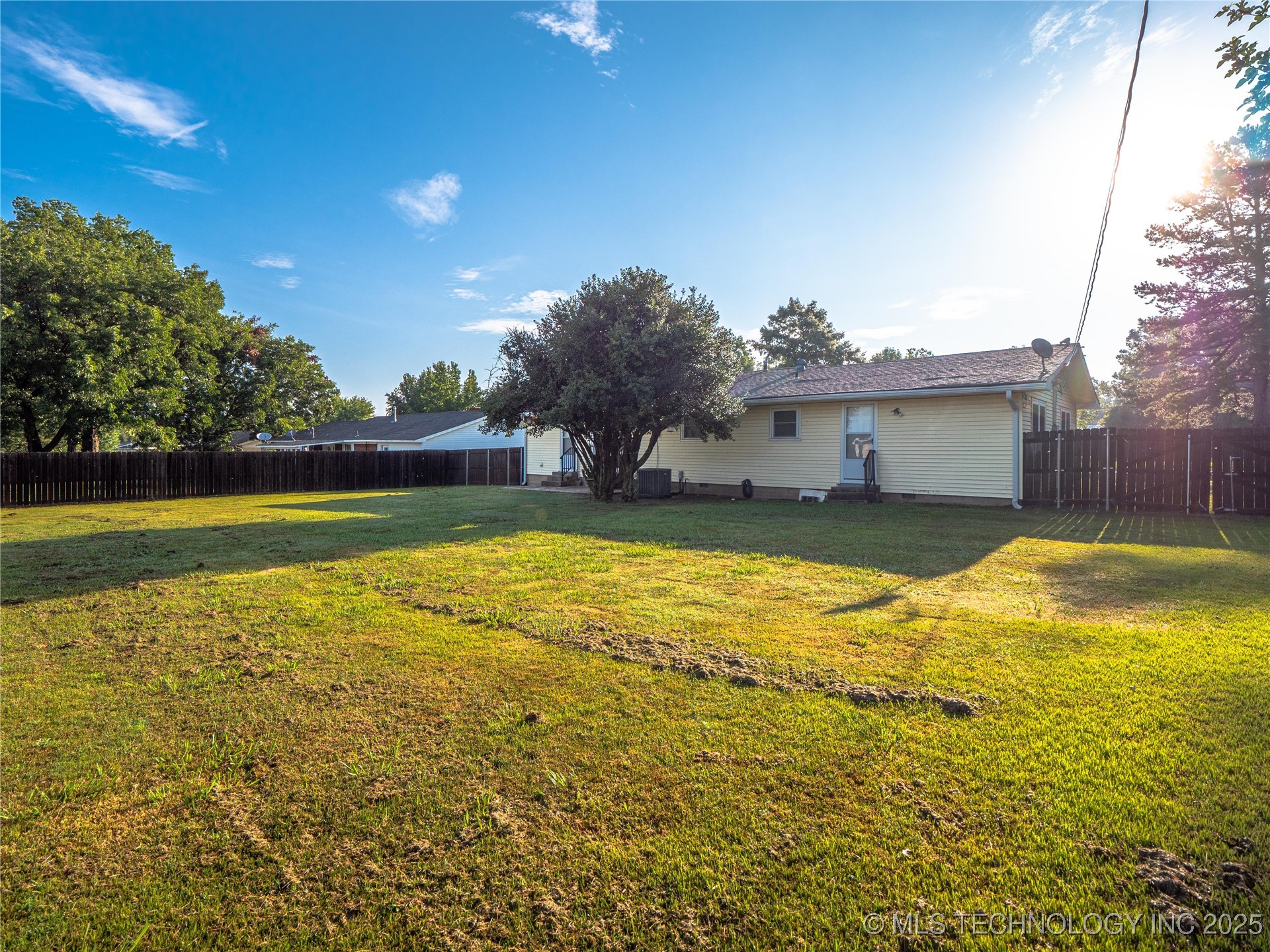 126 S Walnut Avenue Property Photo 36