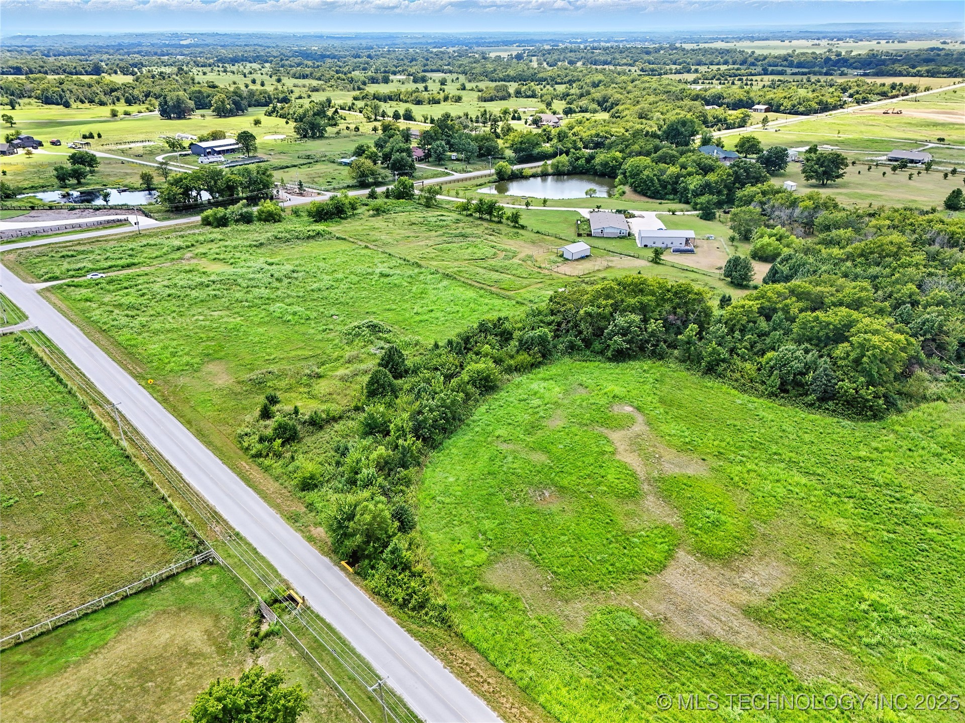 18020 S Peoria Avenue Property Photo 7