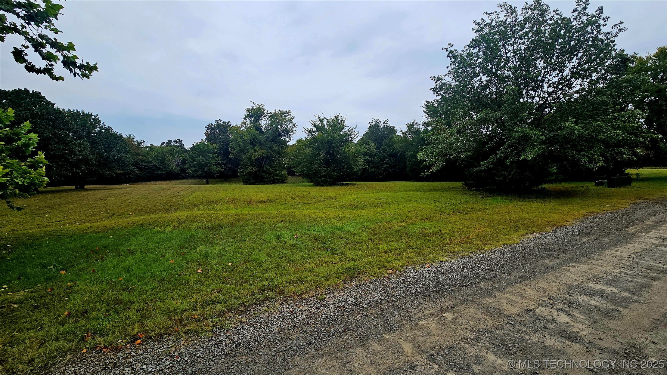 1 4299 Road Property Photo 2