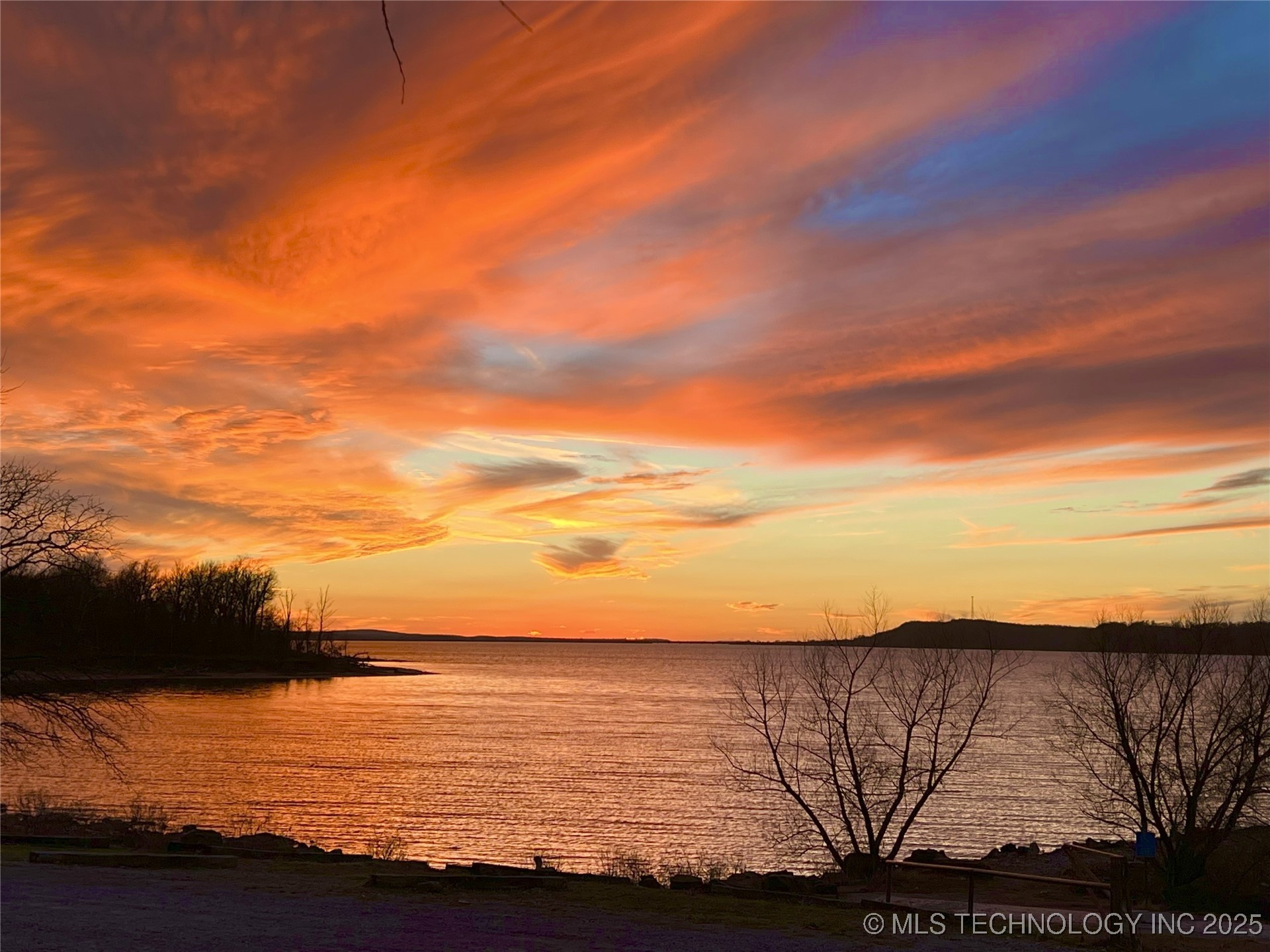 2537043 Property Photo 9