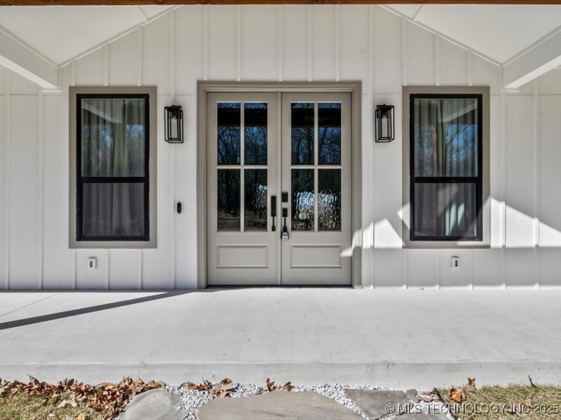 450251 E 340 Road Property Photo 4