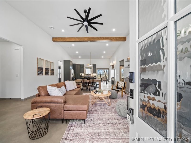 450251 E 340 Road Property Photo 5