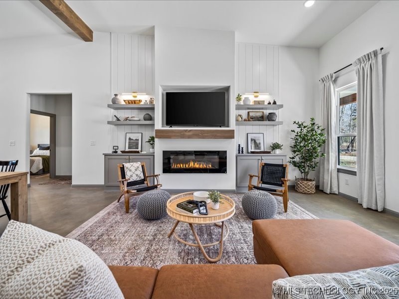 450251 E 340 Road Property Photo 10