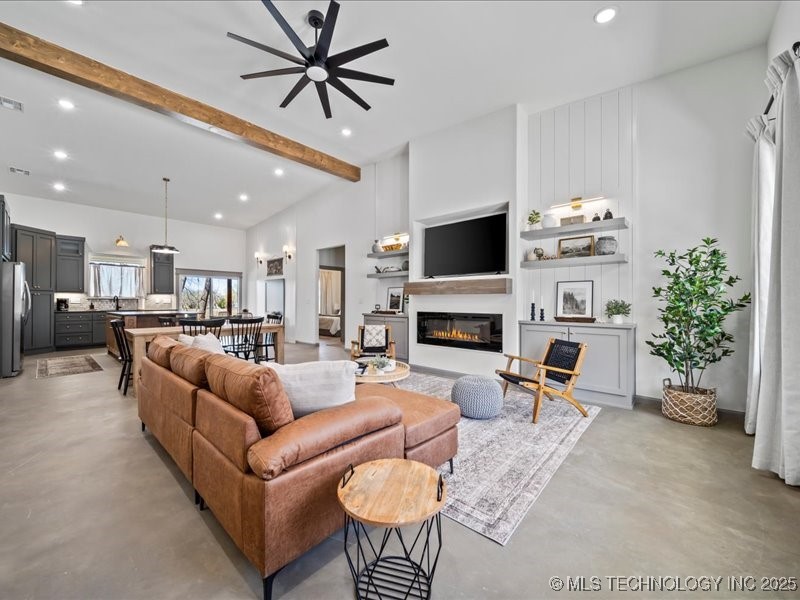 450251 E 340 Road Property Photo 11