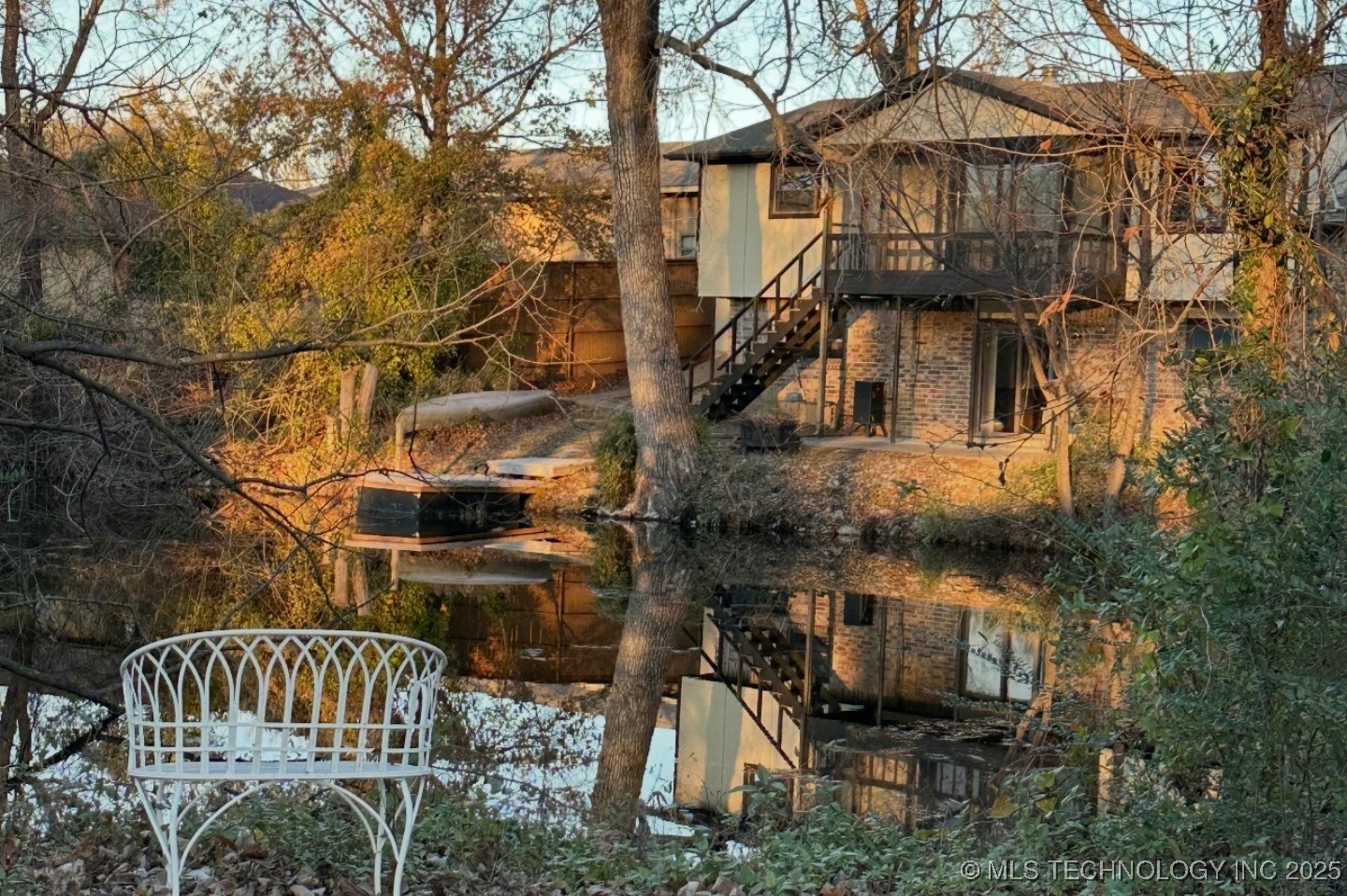 4040 Sheridan Road Property Photo 1