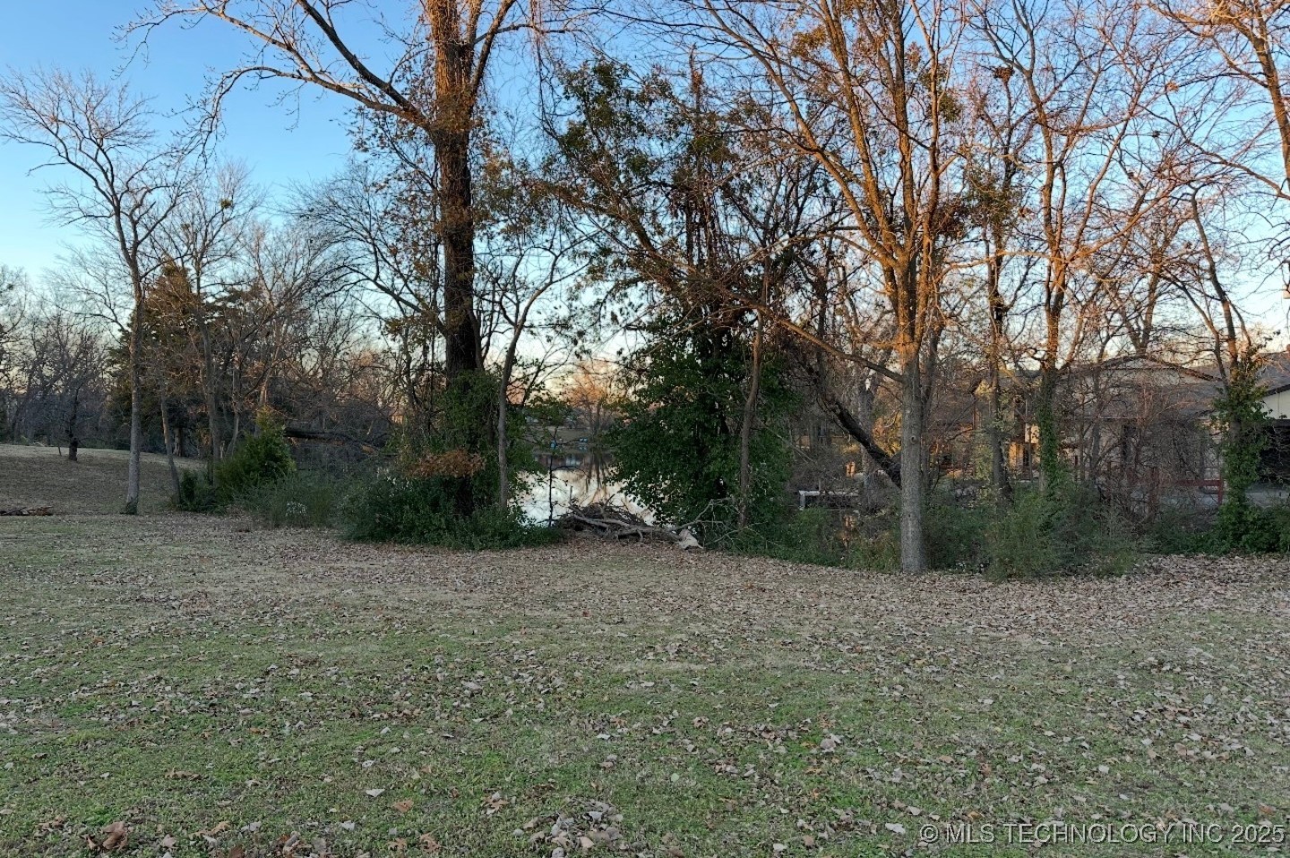 4040 Sheridan Road Property Photo 28