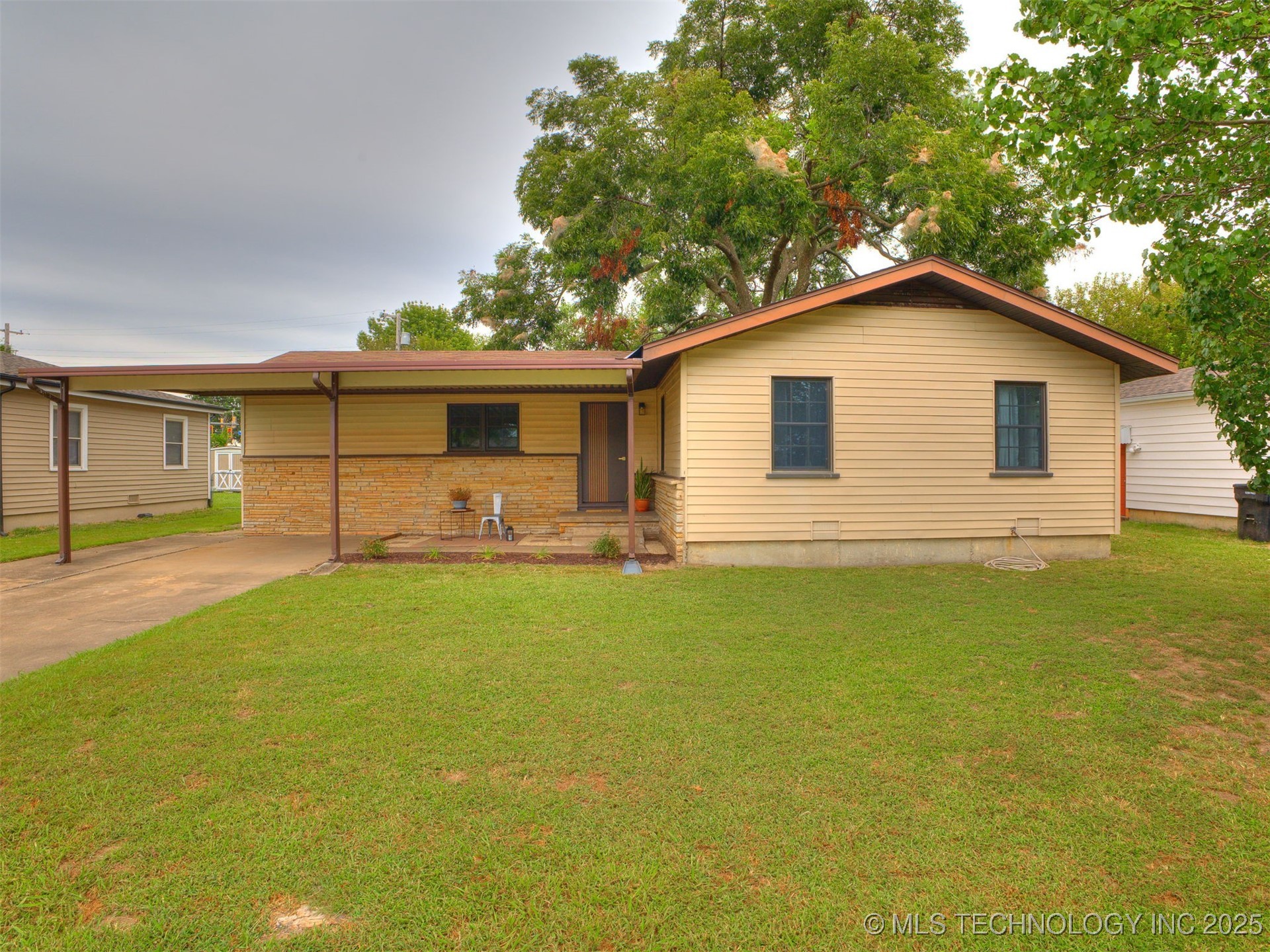 309 S 8th Street Property Photo 3