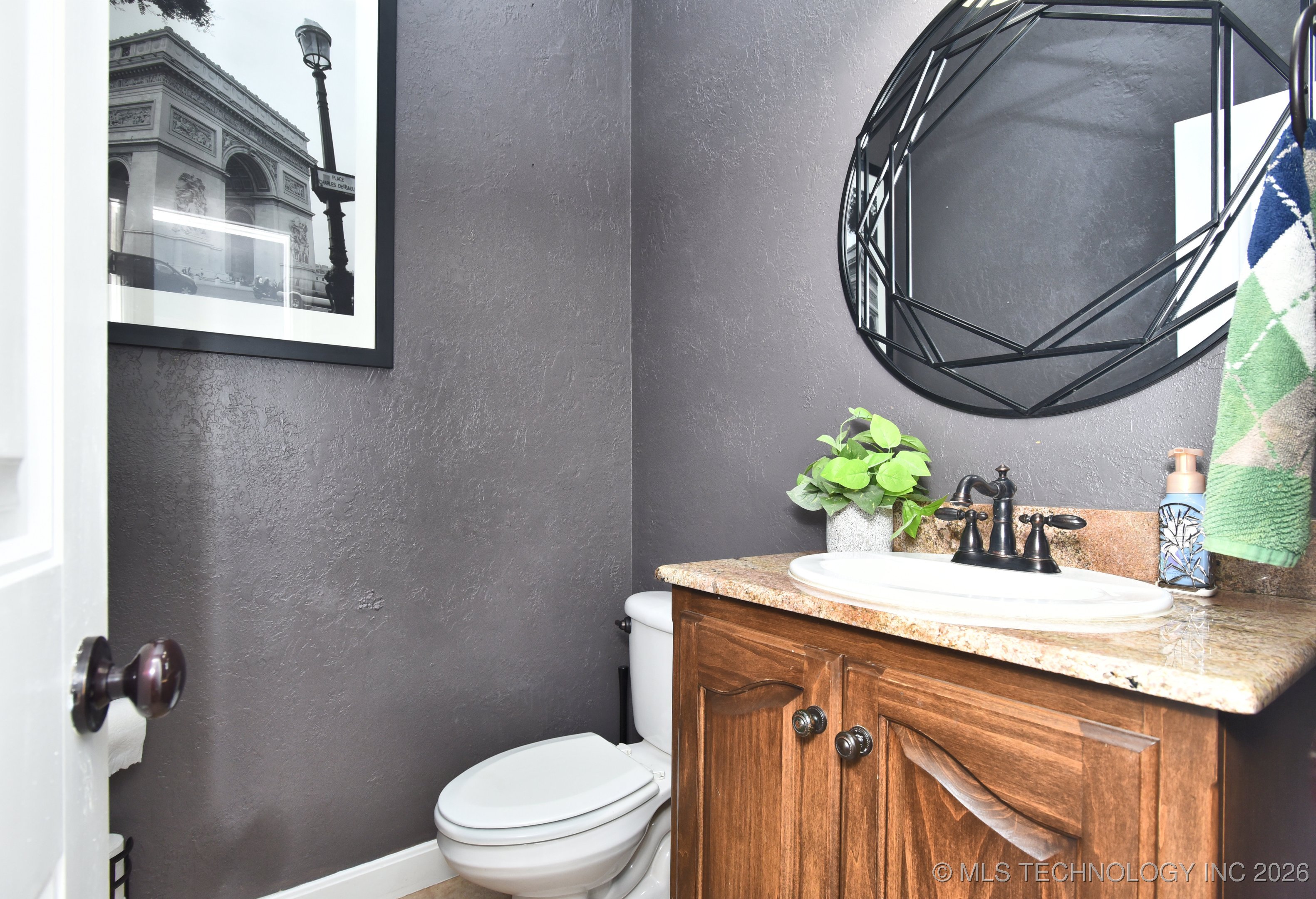 10512 S 91st East Avenue Property Photo 10