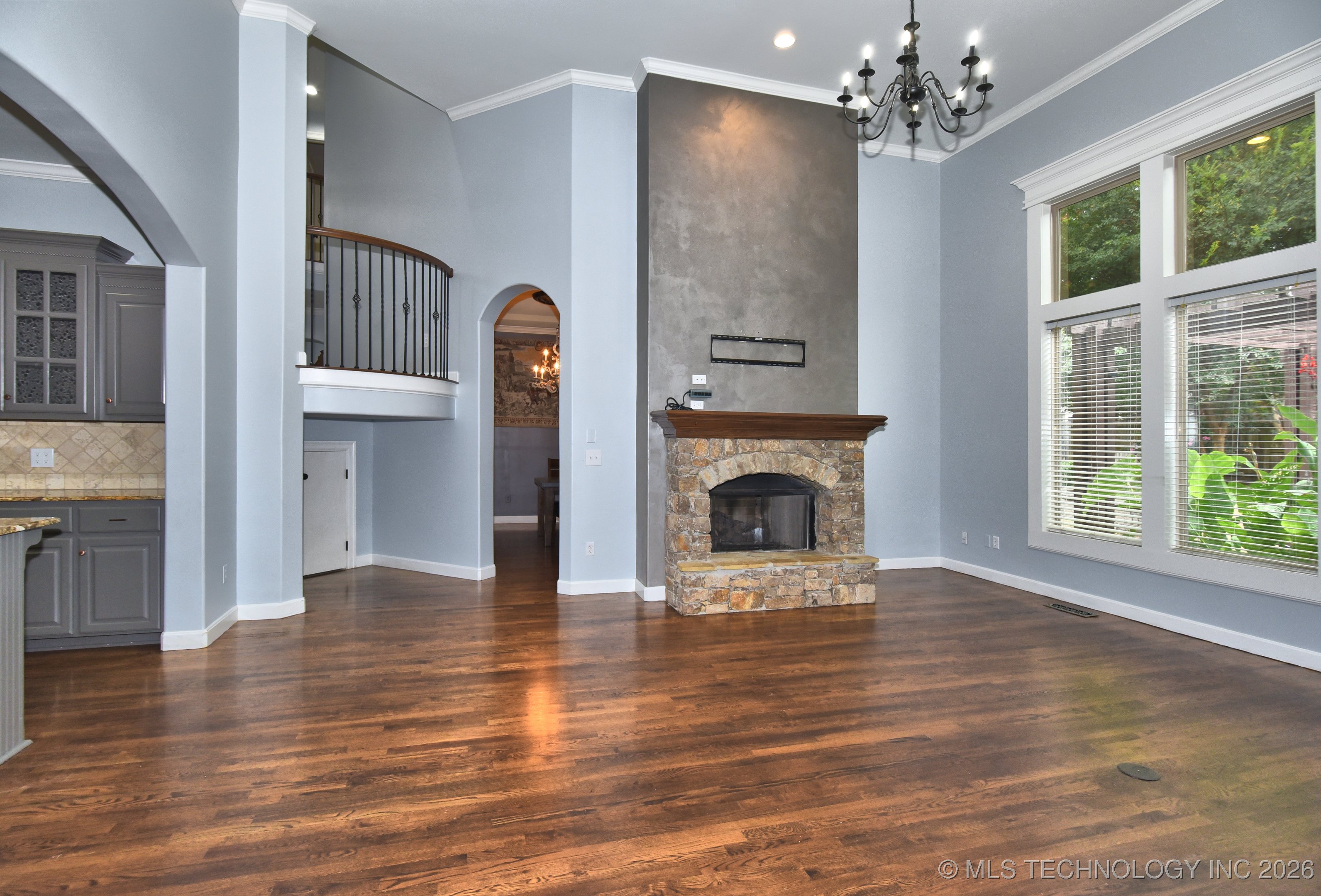 10512 S 91st East Avenue Property Photo 13