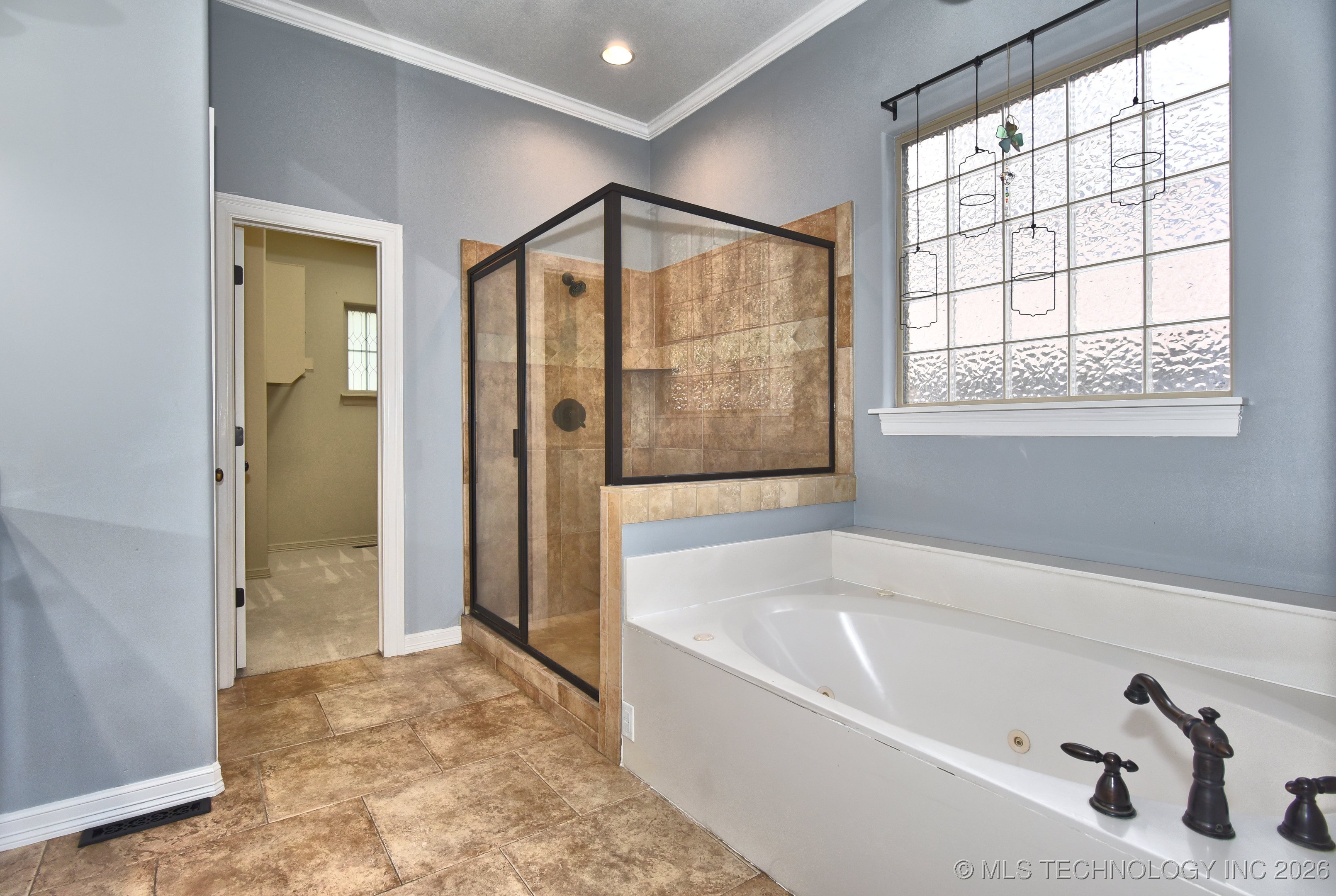 10512 S 91st East Avenue Property Photo 23