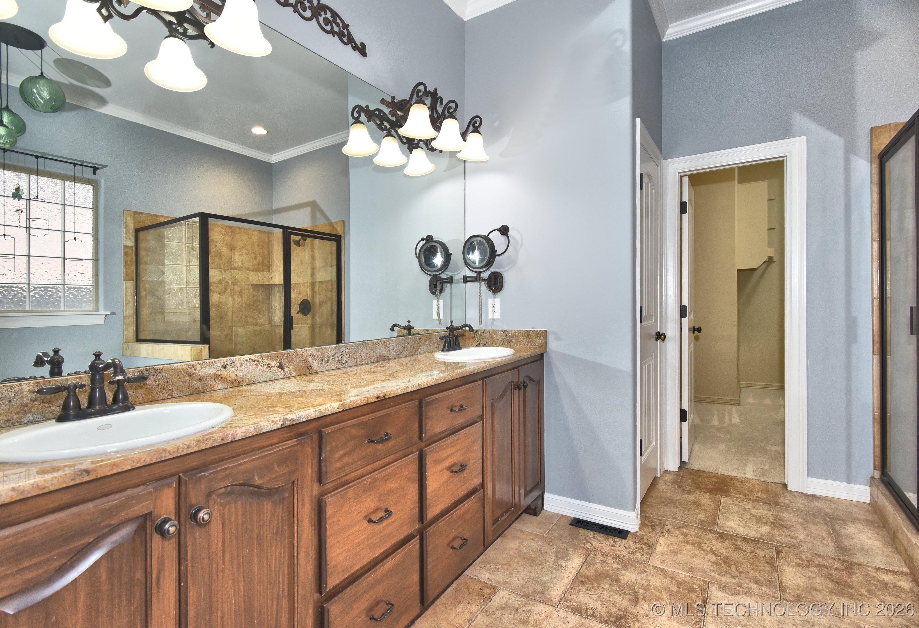 10512 S 91st East Avenue Property Photo 25