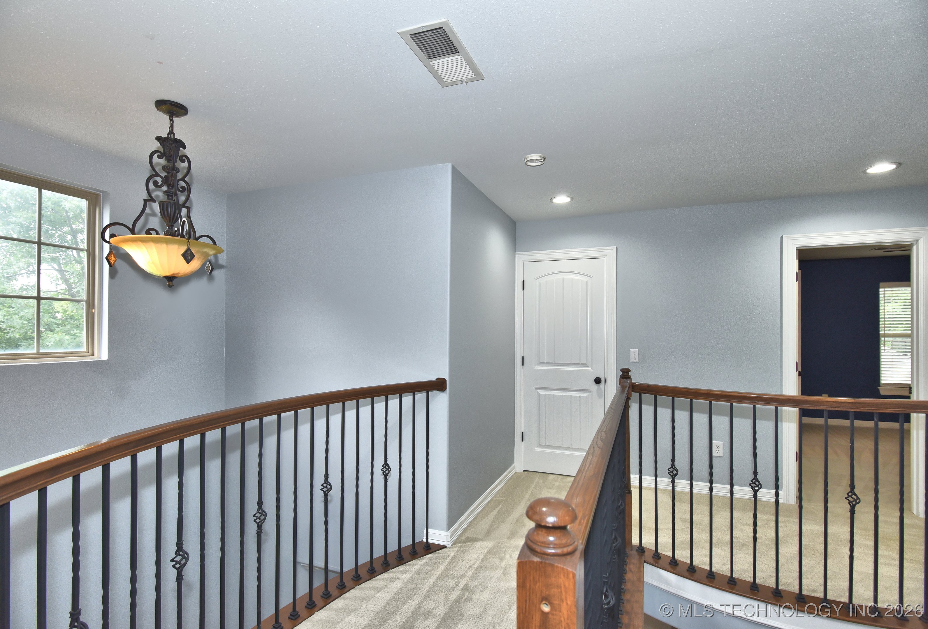 10512 S 91st East Avenue Property Photo 27