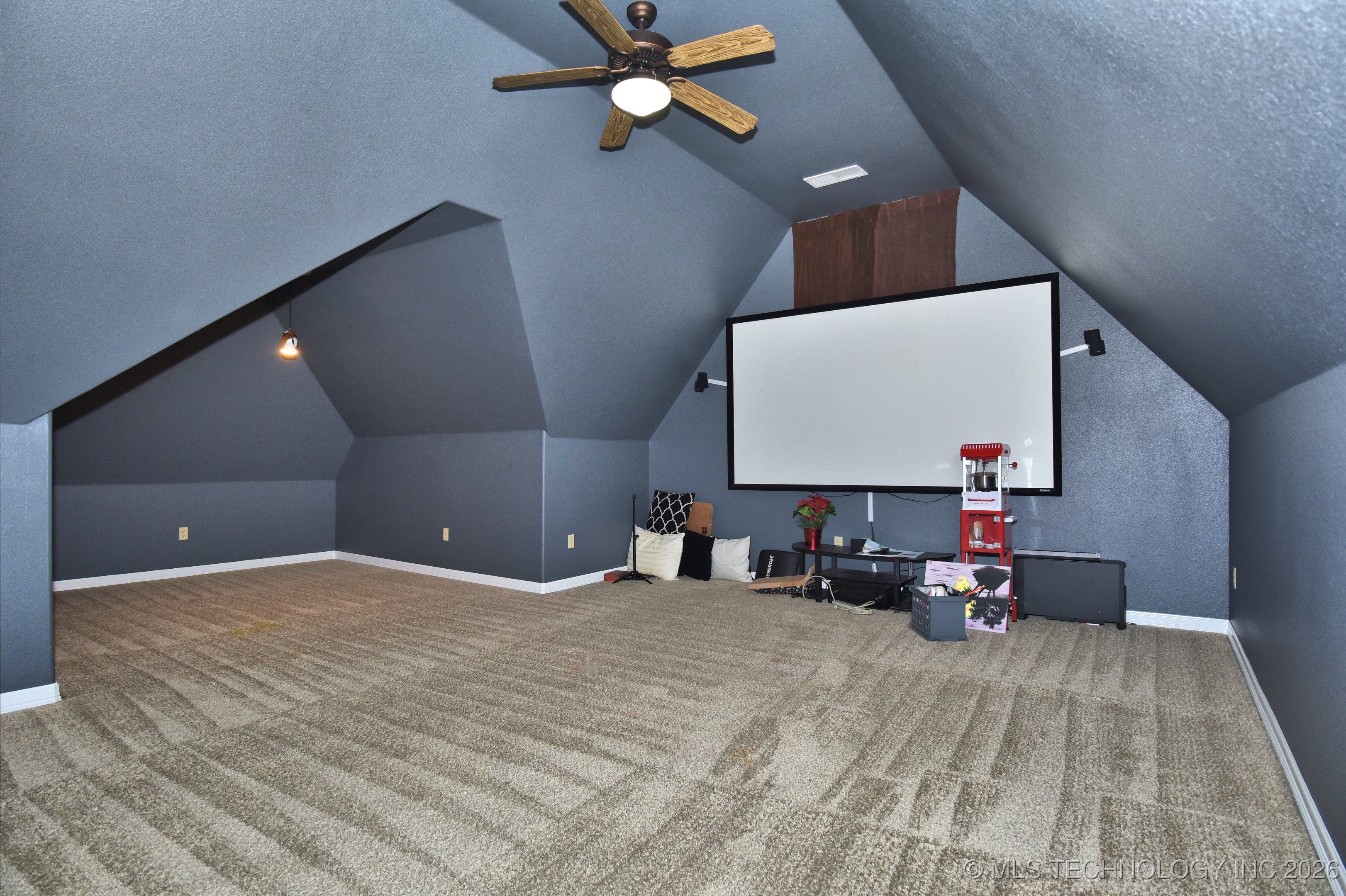 10512 S 91st East Avenue Property Photo 36