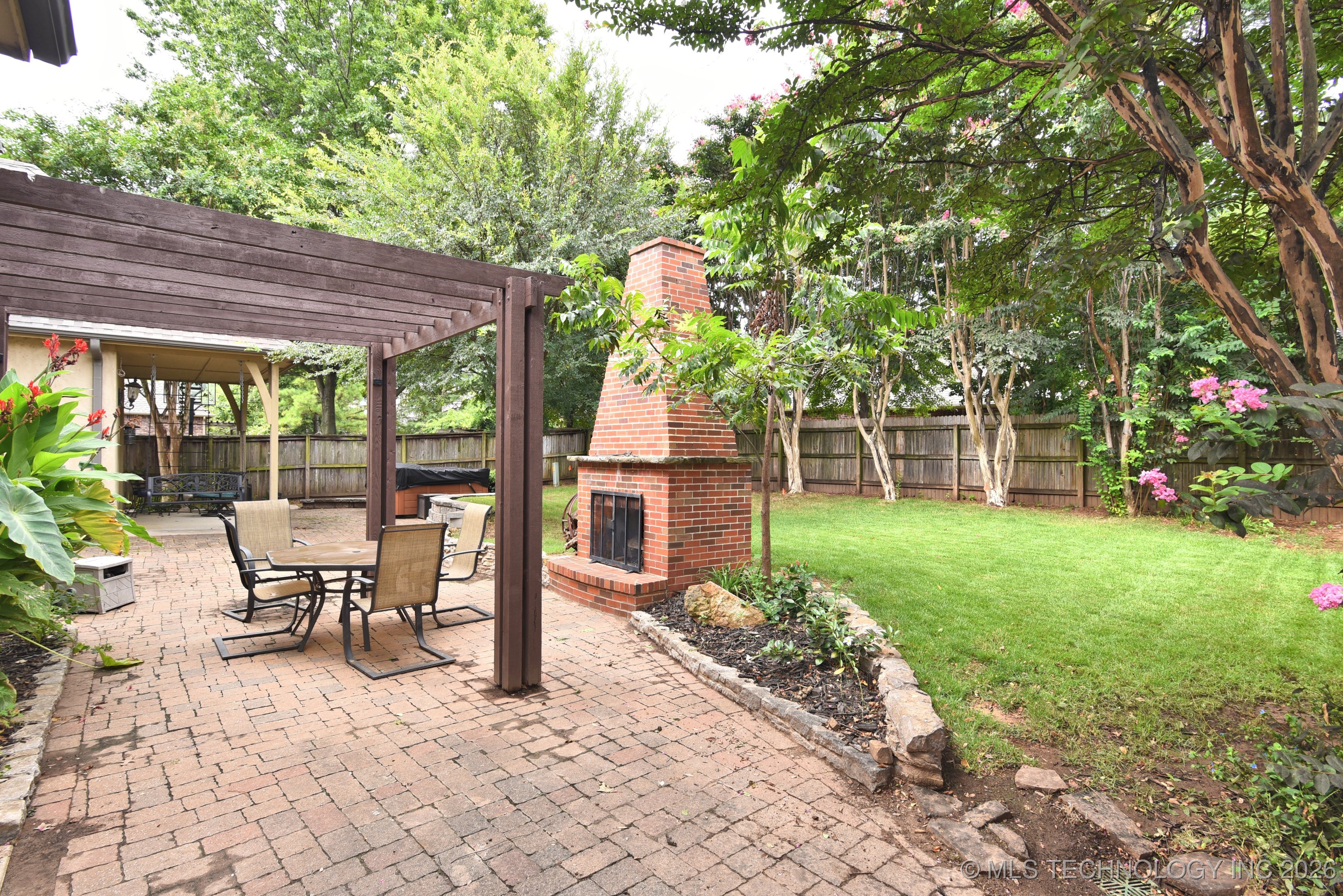 10512 S 91st East Avenue Property Photo 43