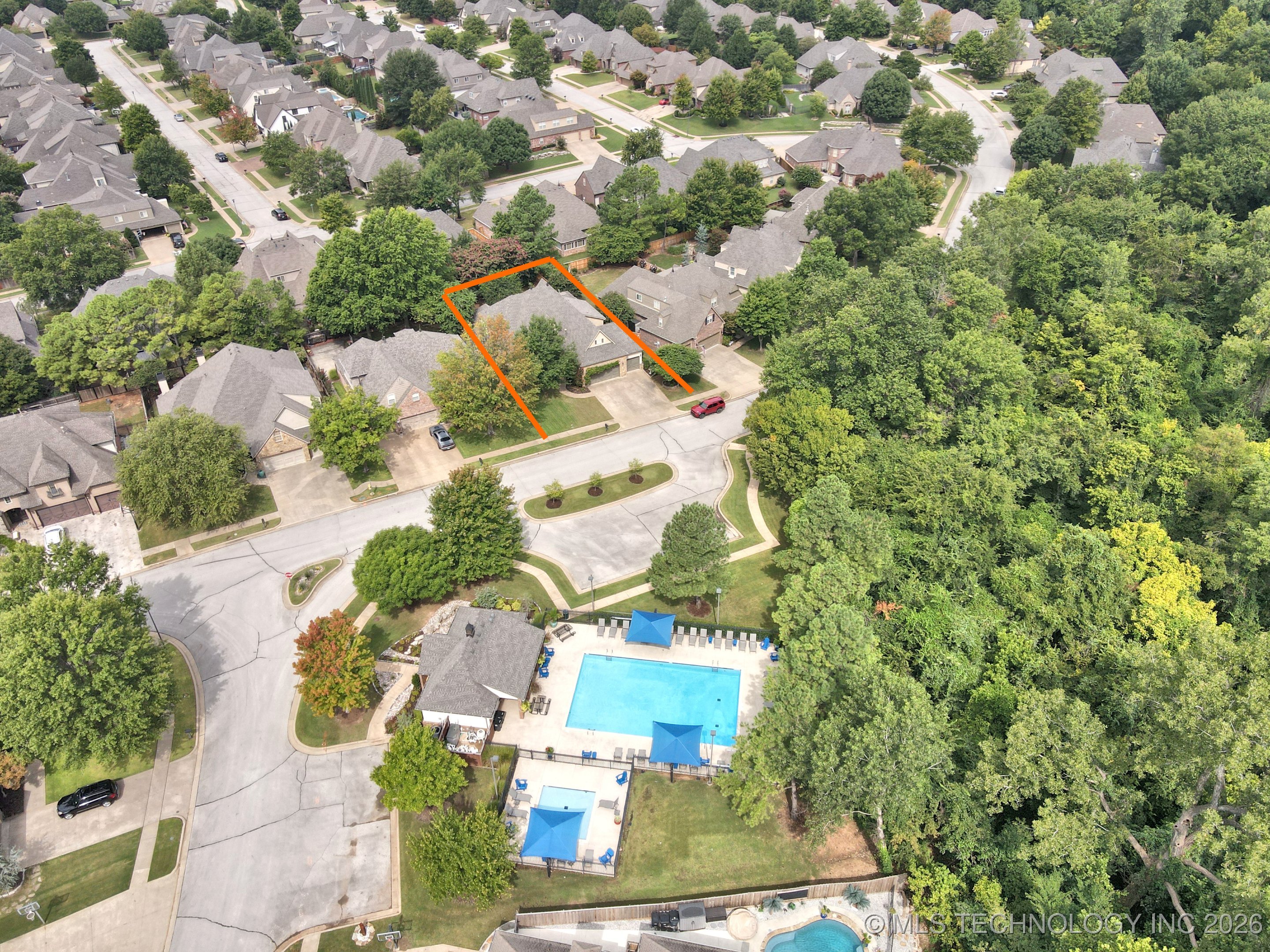 10512 S 91st East Avenue Property Photo 48