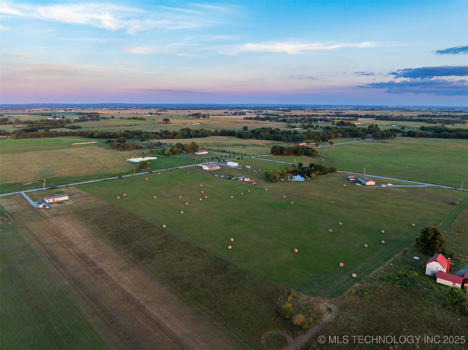 10 N 434 Road Property Photo 8