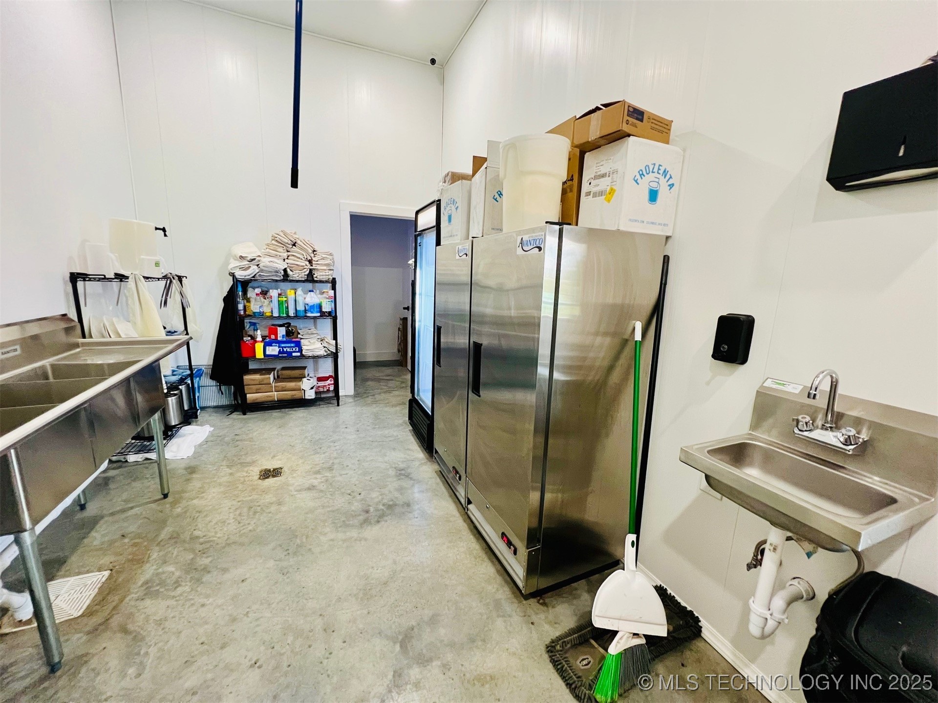 211 W Hwy 70 Property Photo 23