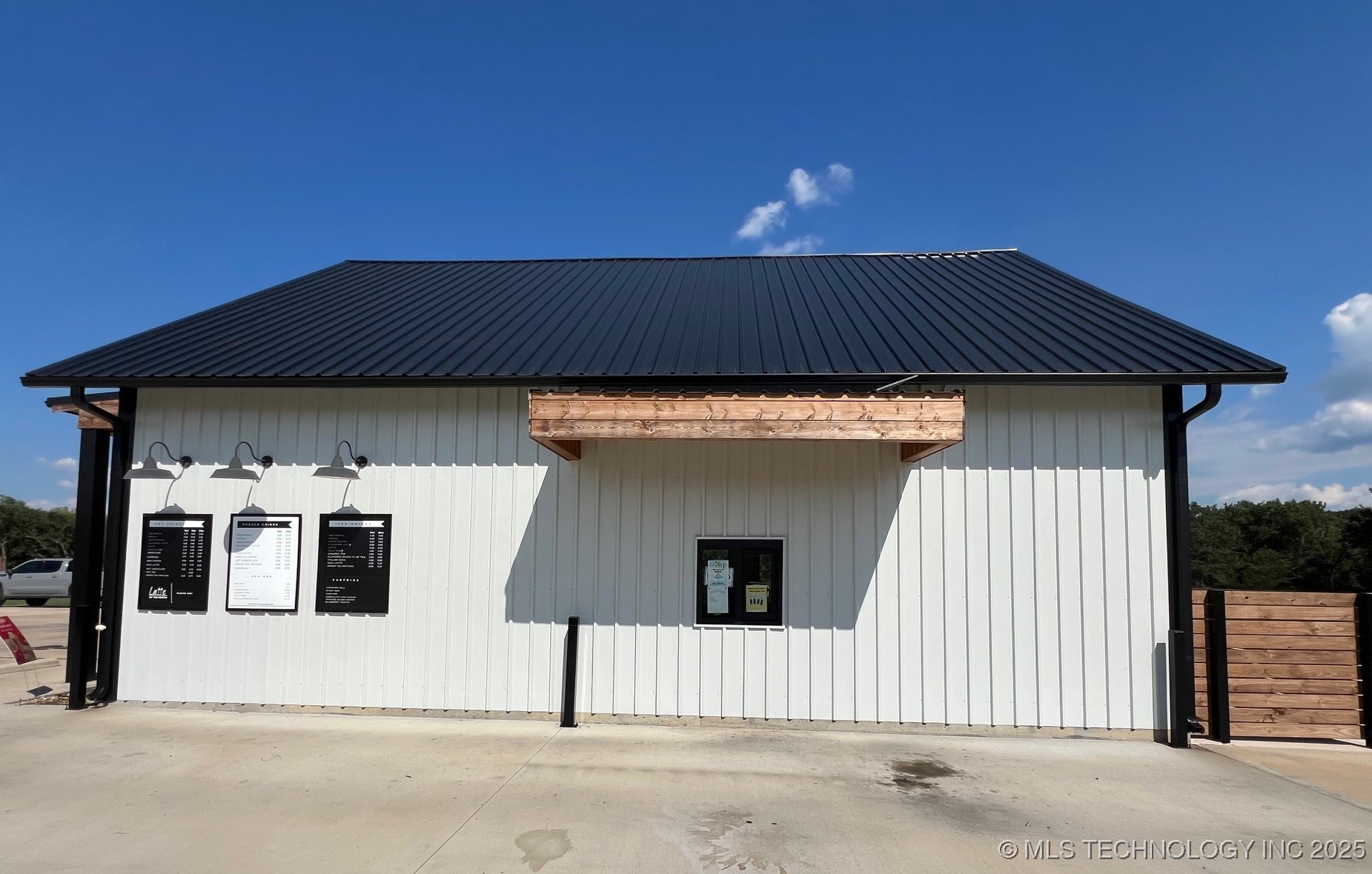 211 W Hwy 70 Property Photo 24