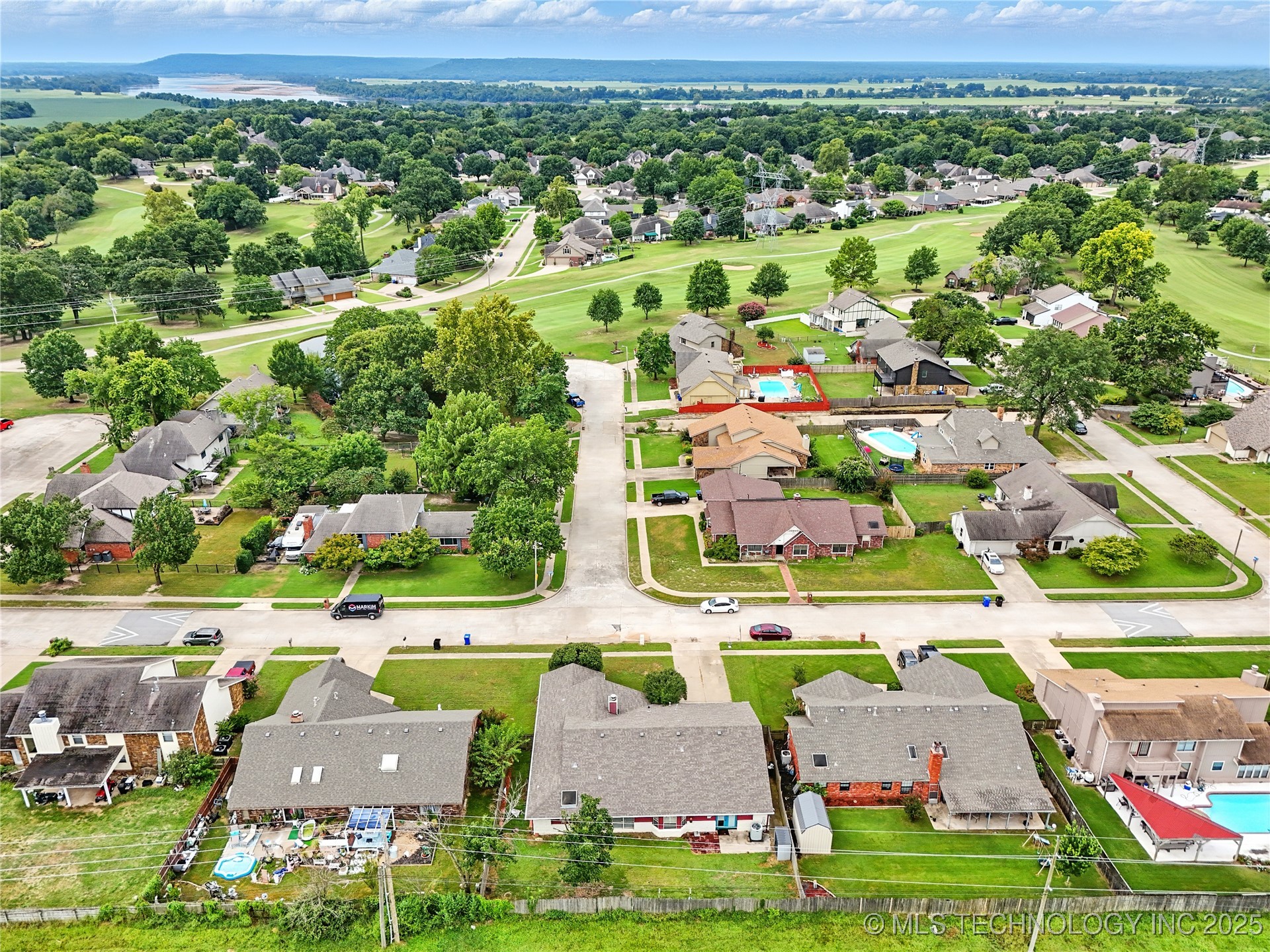 408 E Kingsport Street Property Photo 26