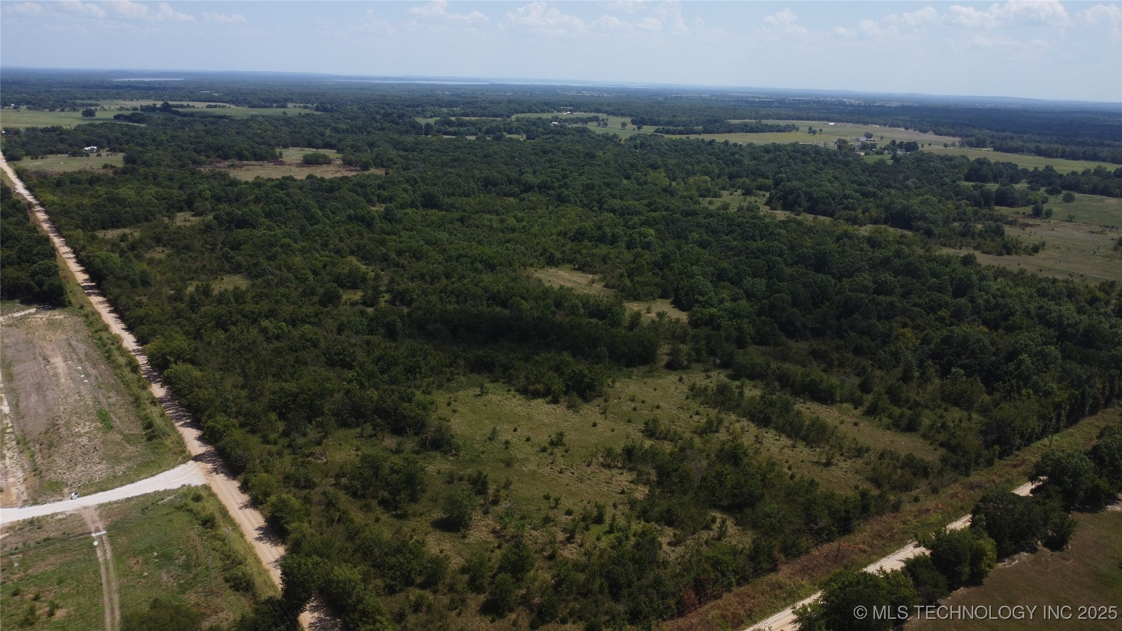 E 1090 Road Property Photo 3