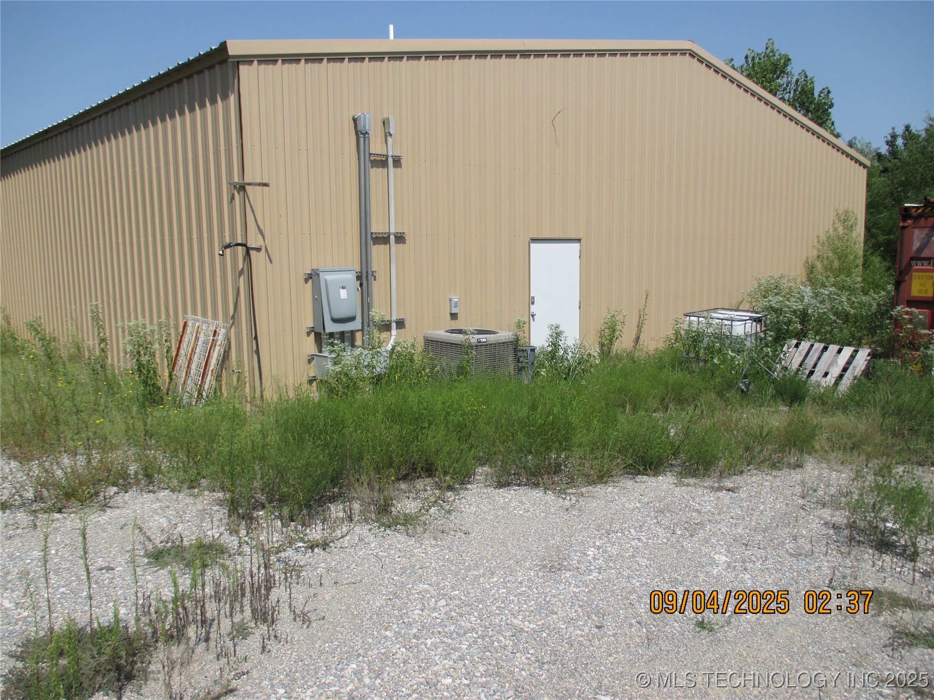 82 Casey Lane Property Photo 4