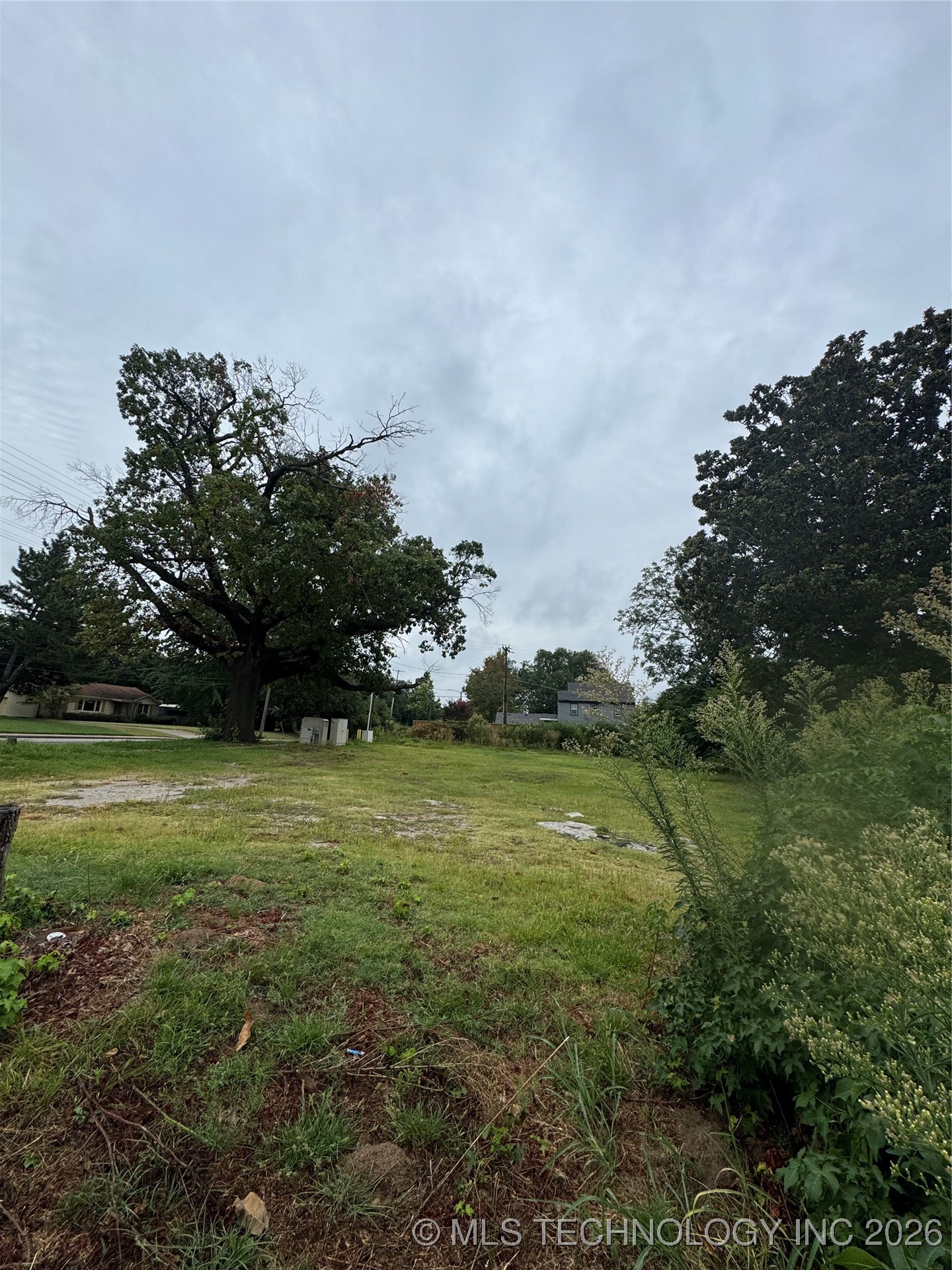 1260 E 30th Street Property Photo 1