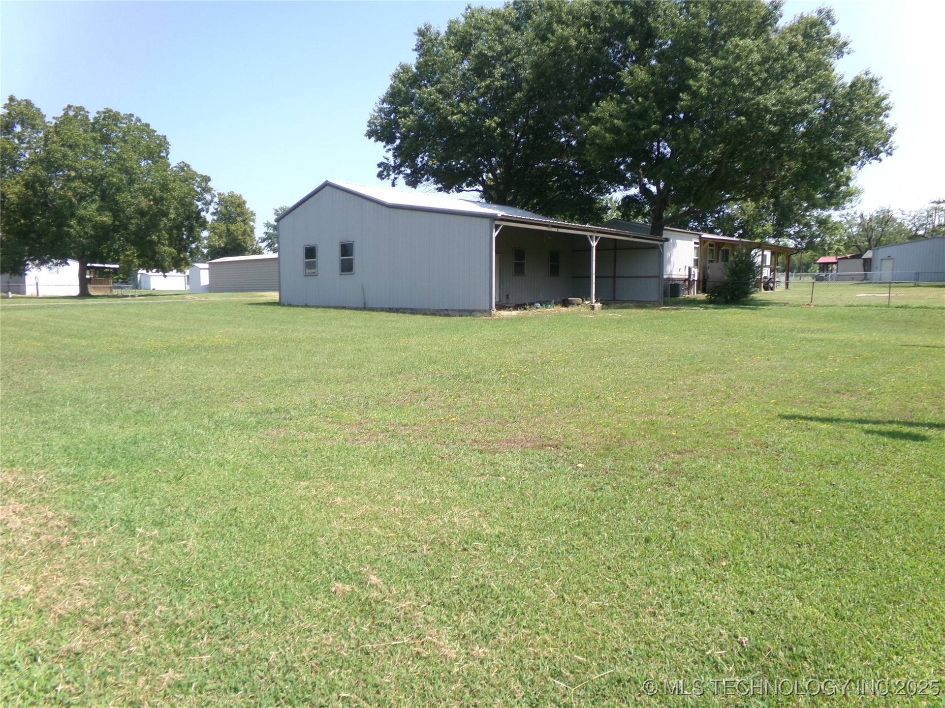 Lake Lane Property Photo 4