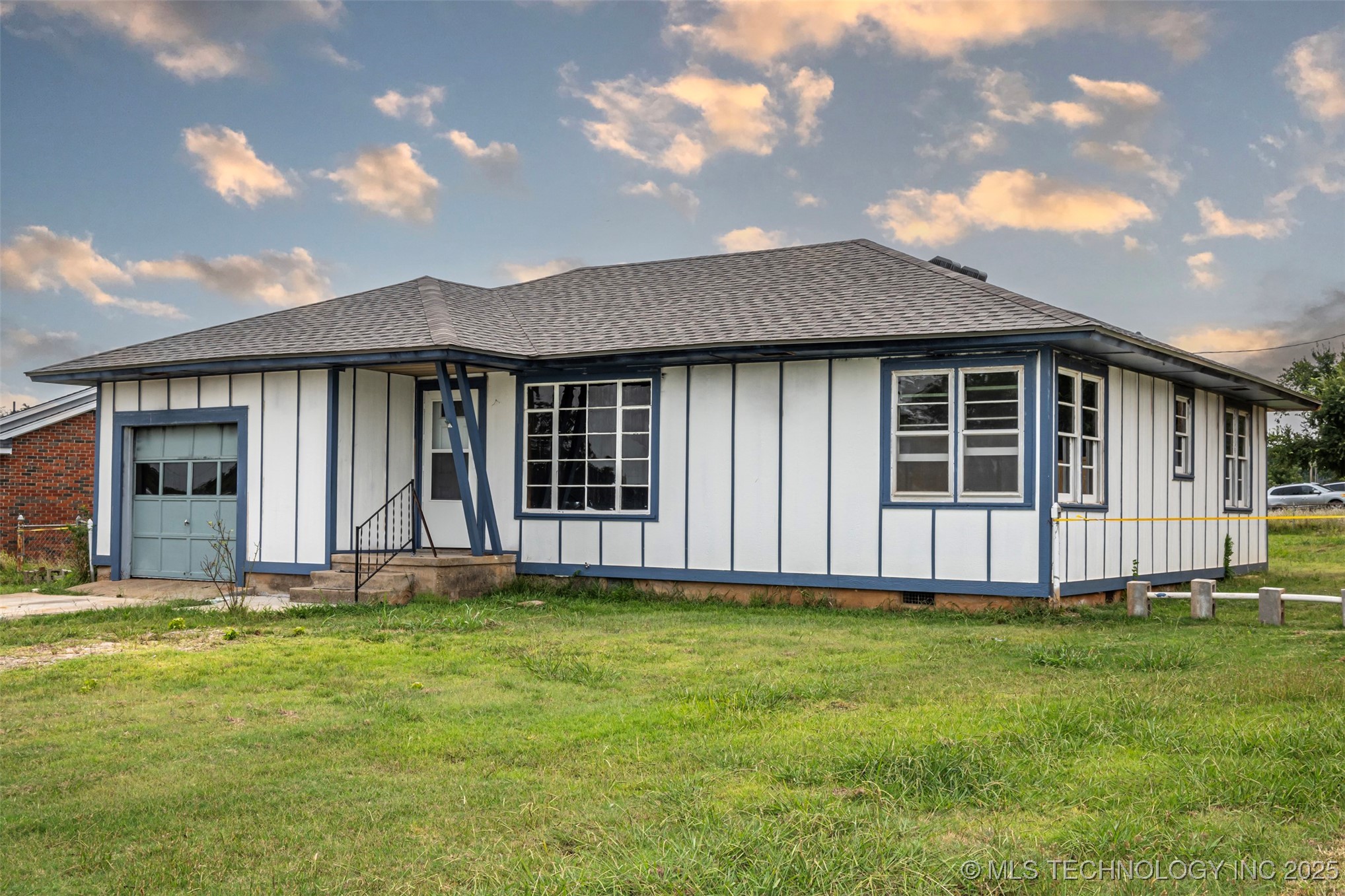 1603 E 2nd Street Property Photo 1