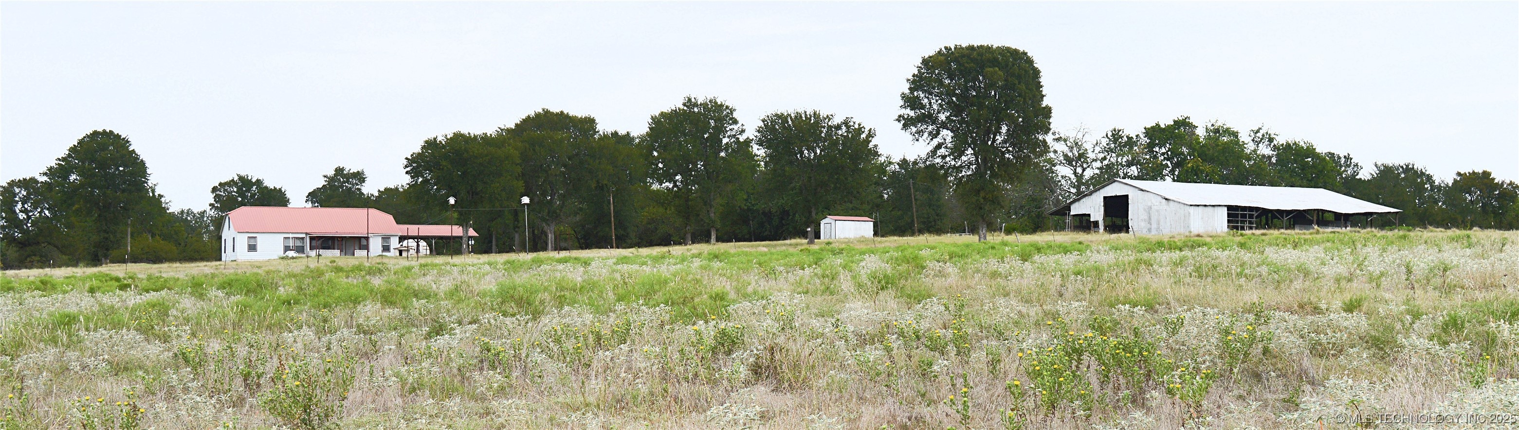 837 N 4250 Road Property Photo 3