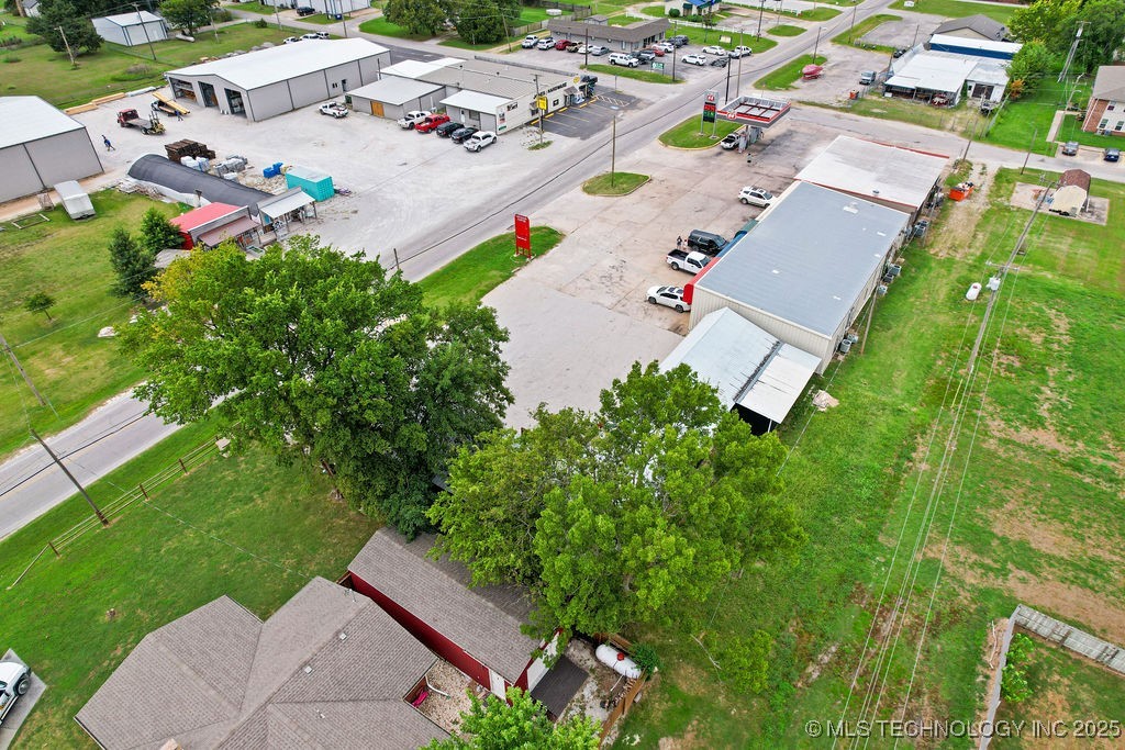 324 W Ketchum Avenue Property Photo 2