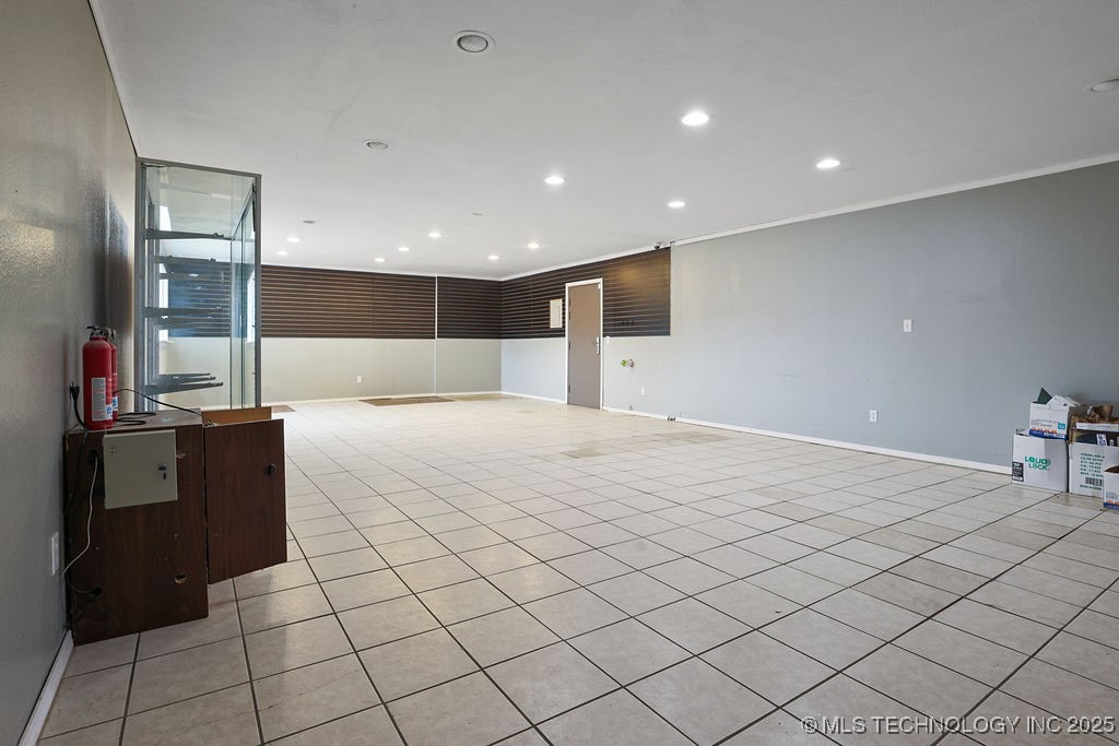 324 W Ketchum Avenue Property Photo 16