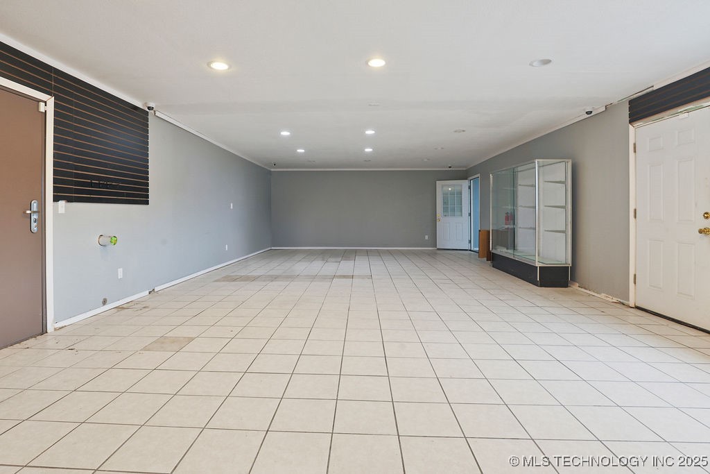 324 W Ketchum Avenue Property Photo 18