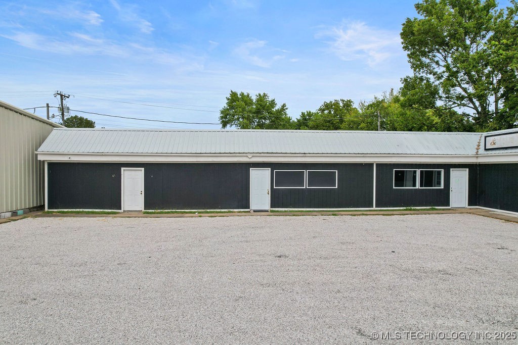 324 W Ketchum Avenue Property Photo 28