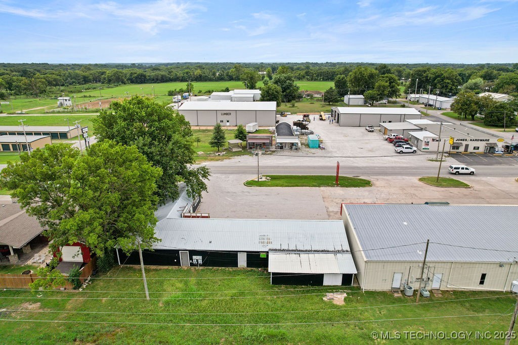 324 W Ketchum Avenue Property Photo 29