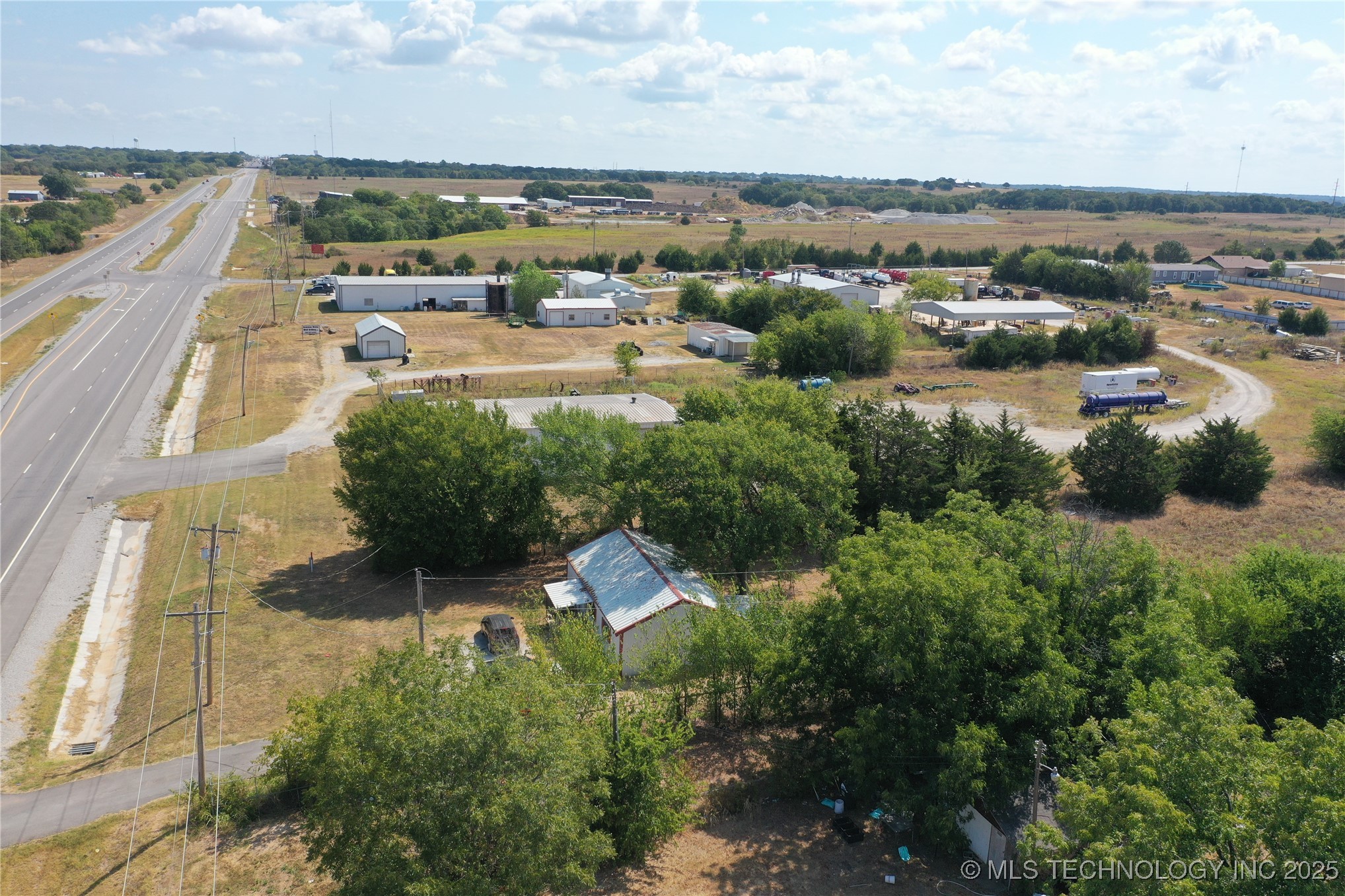 18173 Hwy 70 Property Photo 9