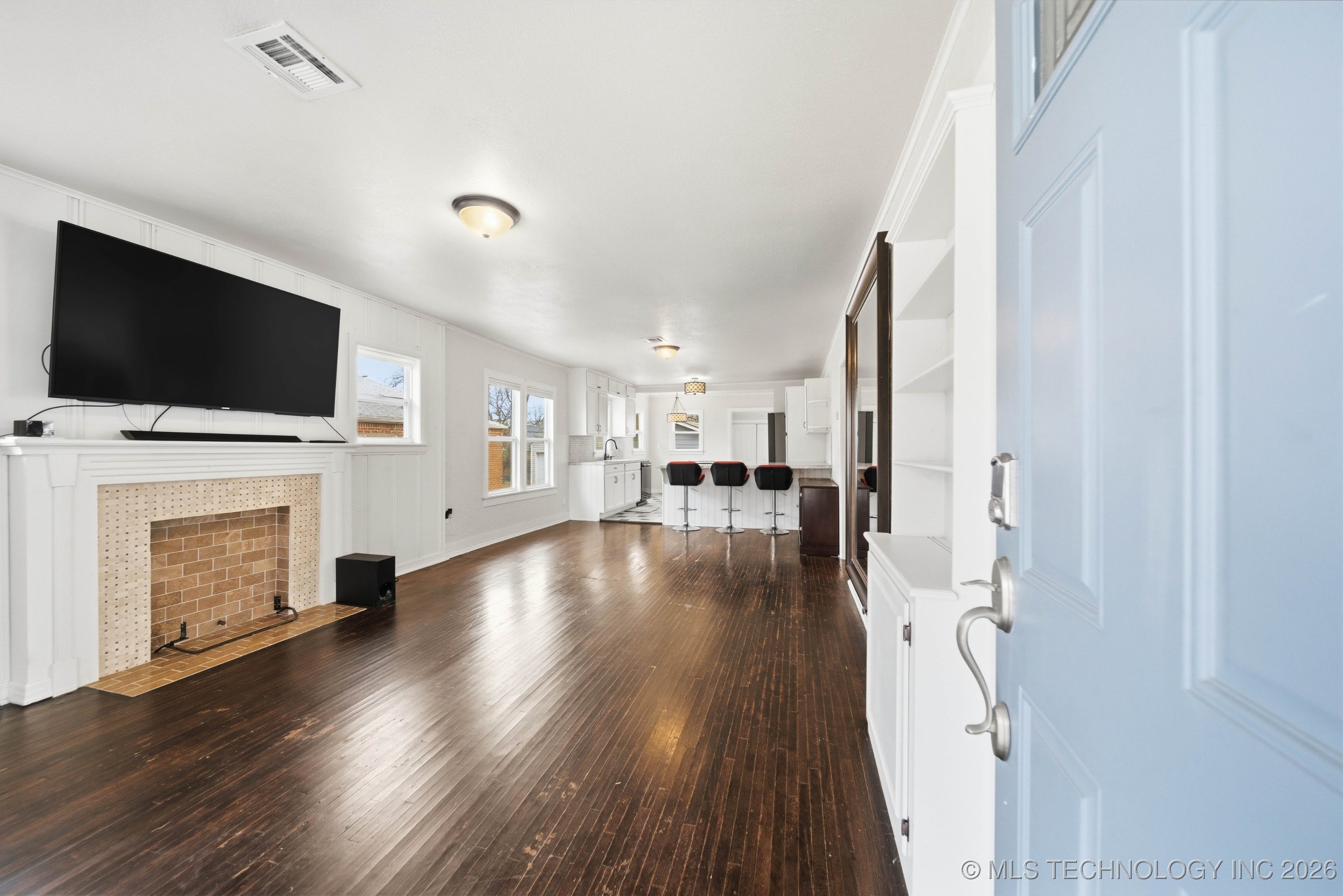 1311 S College Avenue Property Photo 5