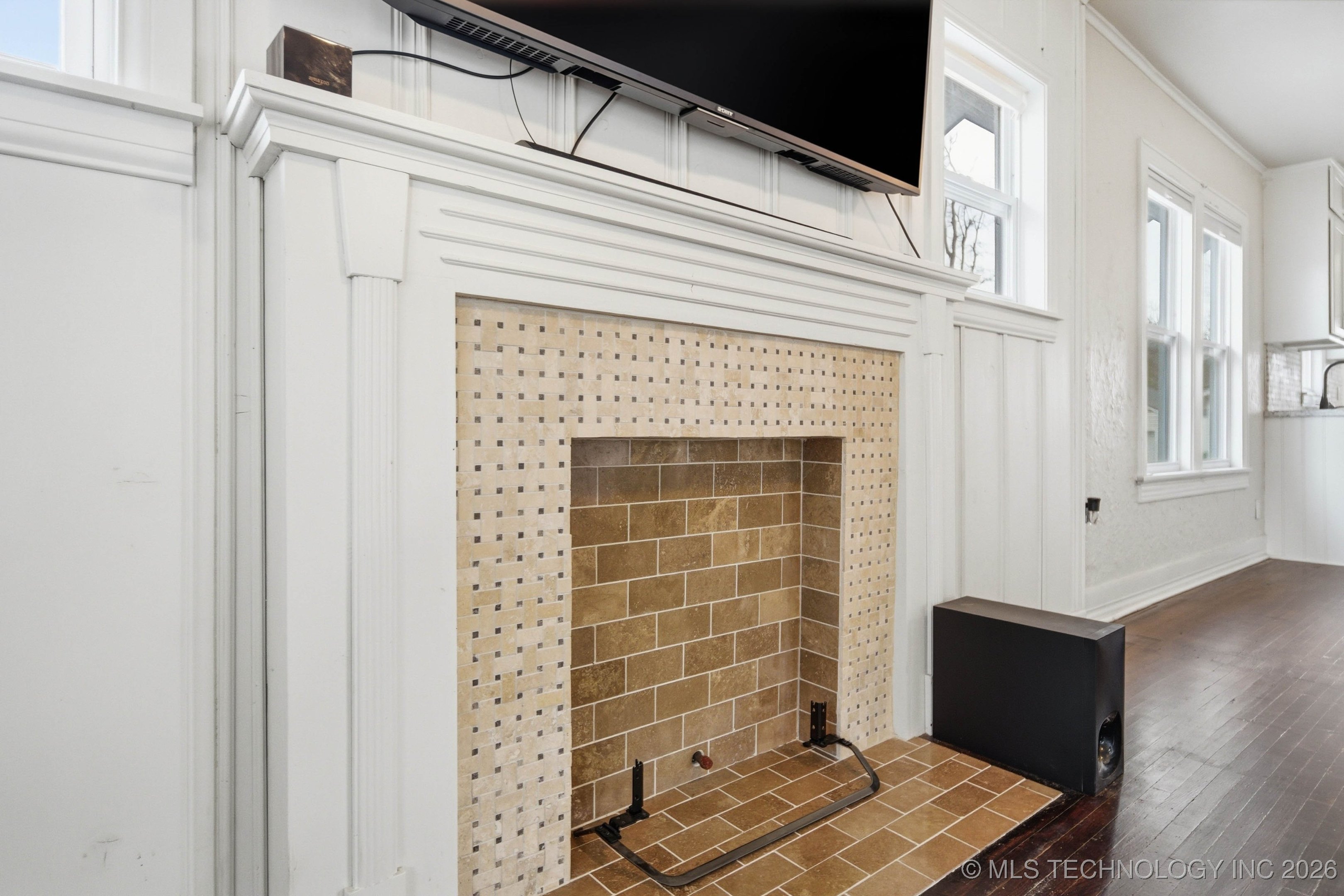 1311 S College Avenue Property Photo 7