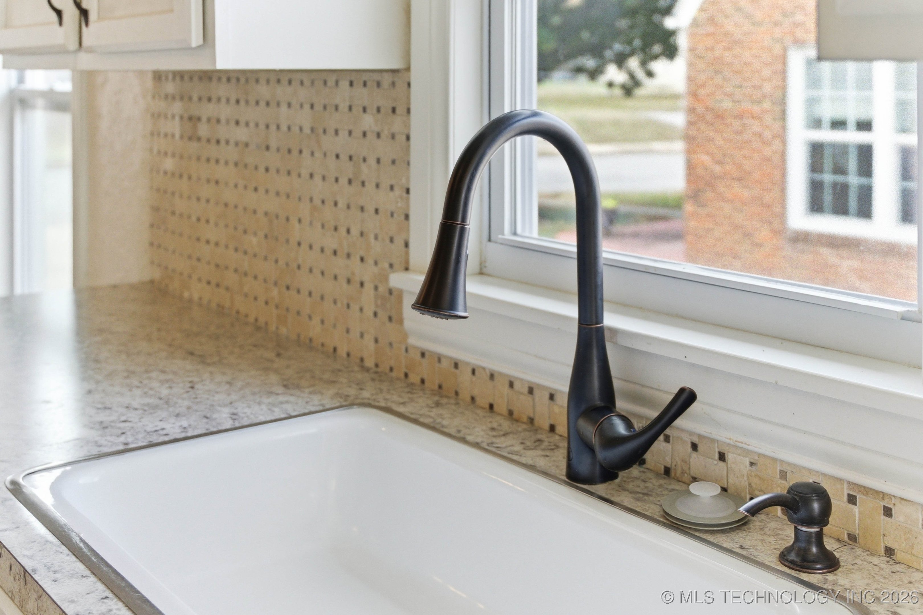 1311 S College Avenue Property Photo 10