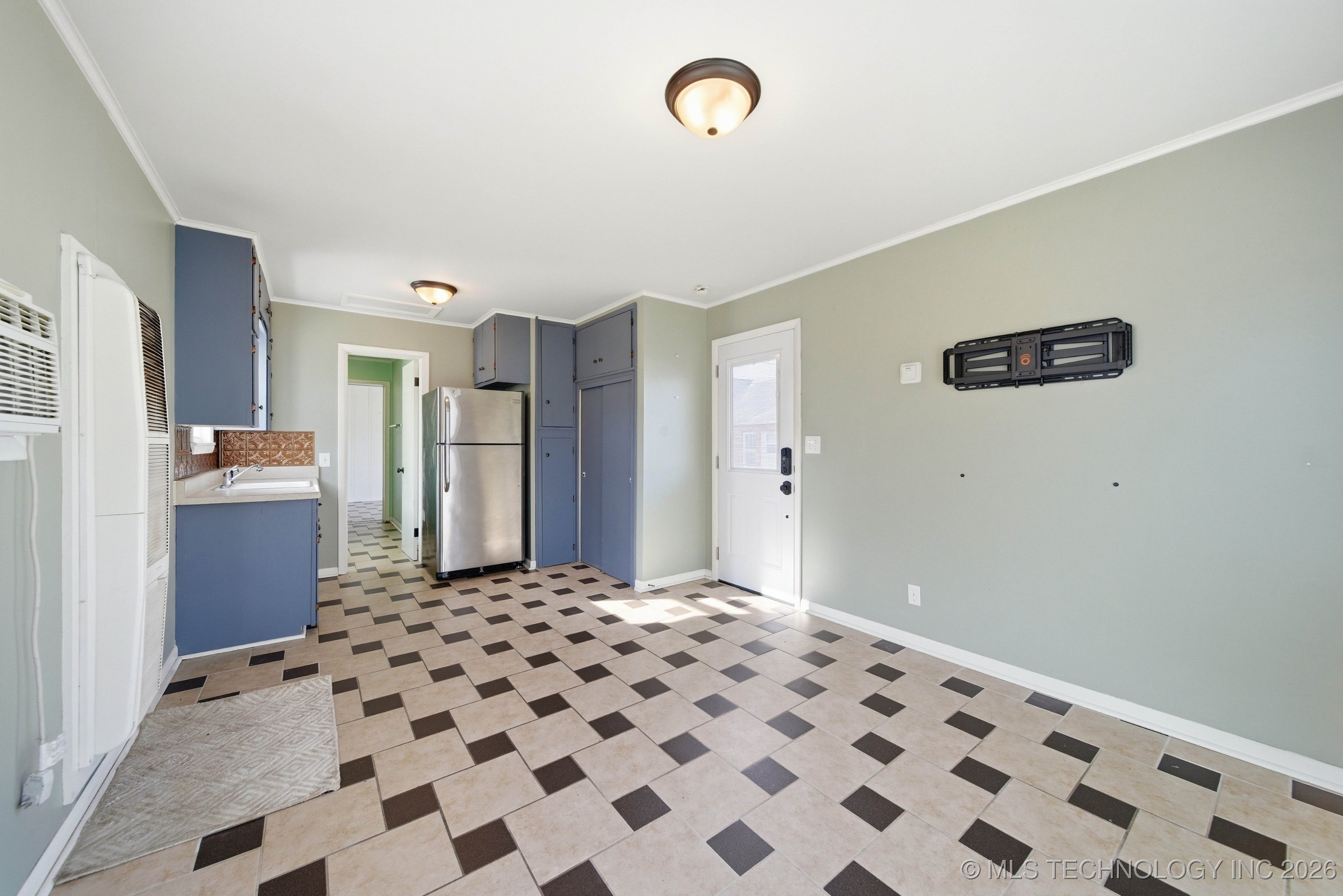 1311 S College Avenue Property Photo 21