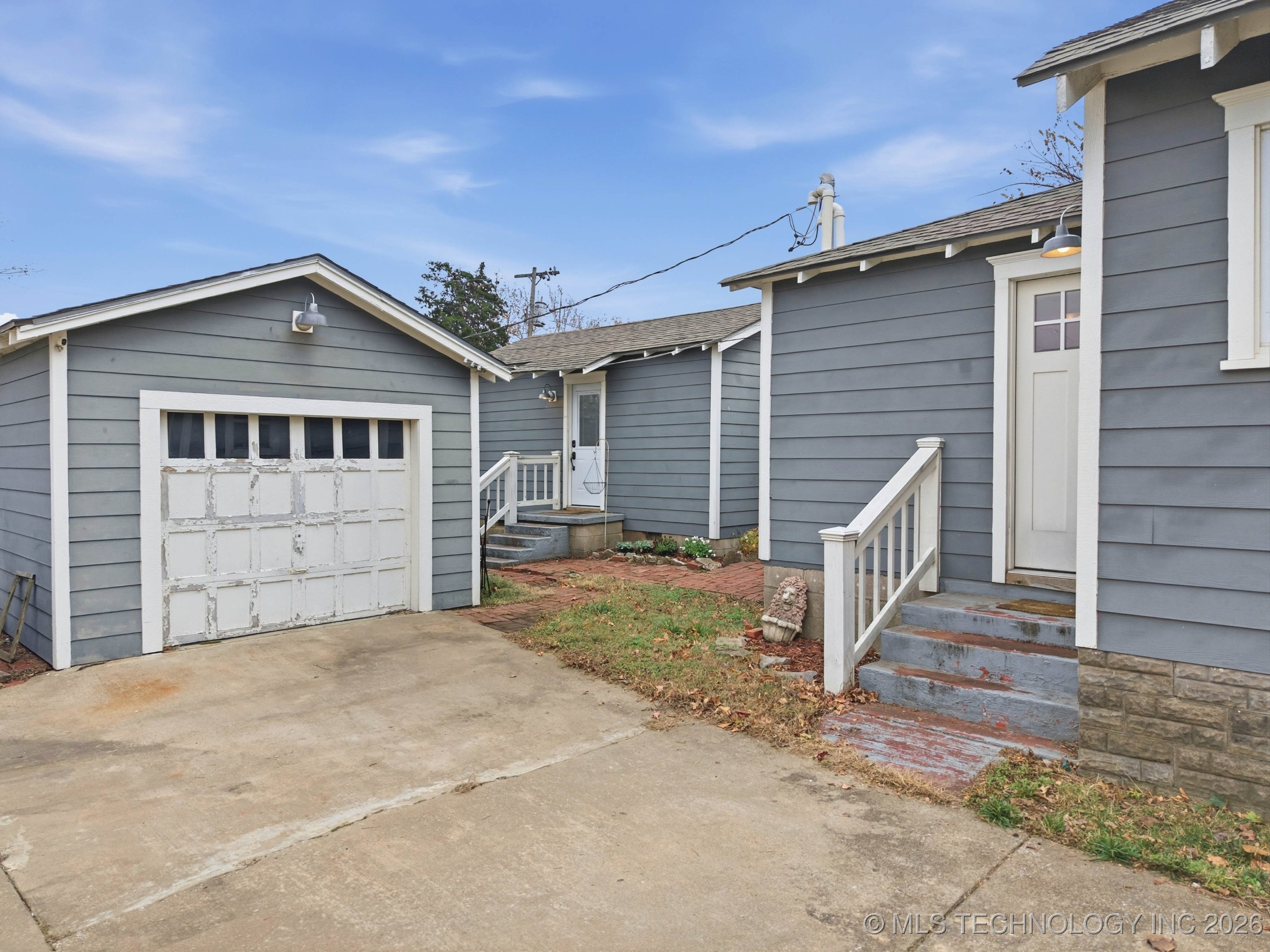 1311 S College Avenue Property Photo 23