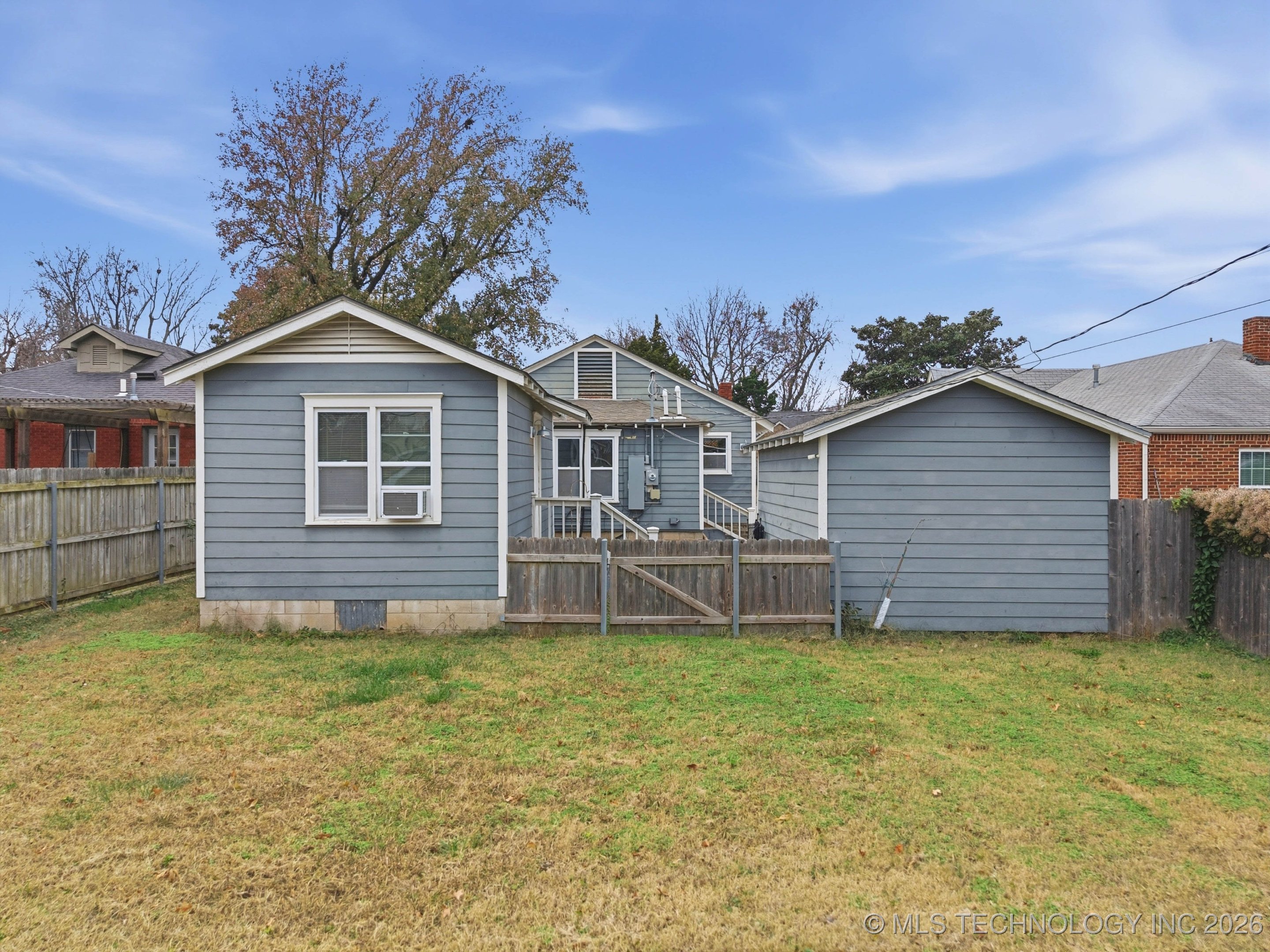 1311 S College Avenue Property Photo 27